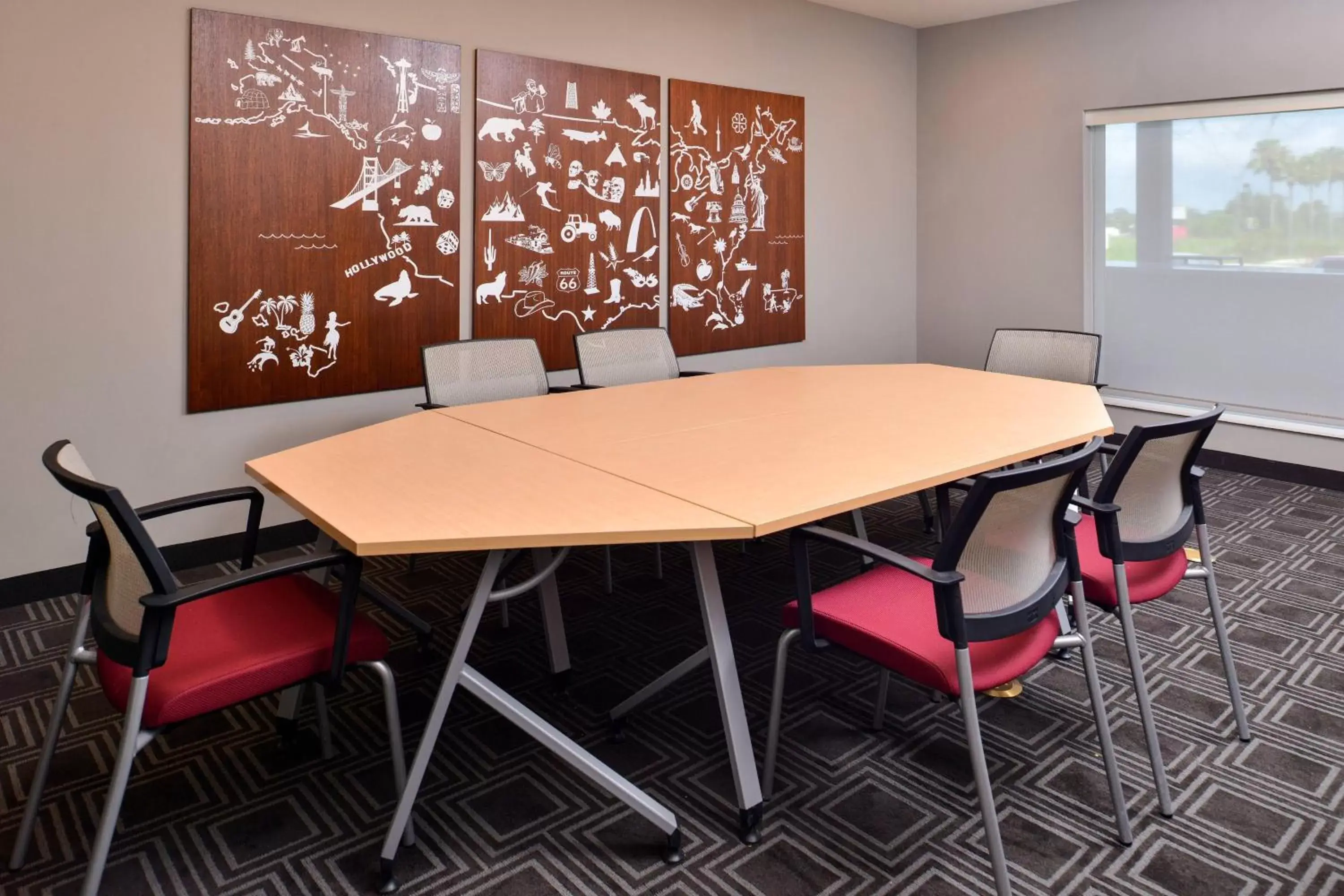 Meeting/conference room, Business Area/Conference Room in TownePlace Suites by Marriott Laplace