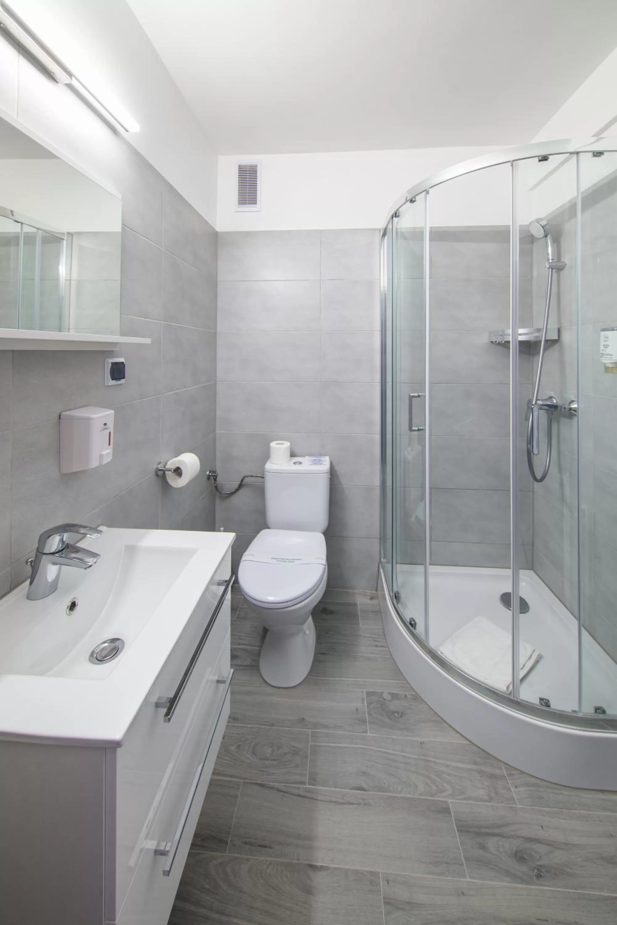 Shower in Hotel Nowa Panorama