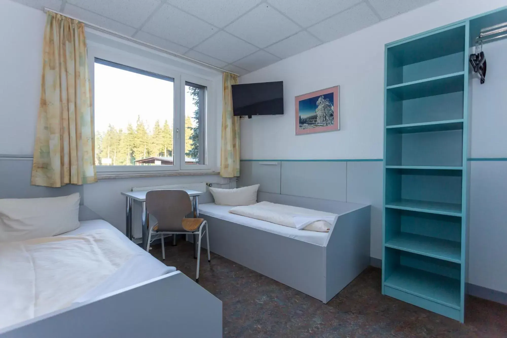 Photo of the whole room, Bed in Sportpark Rabenberg