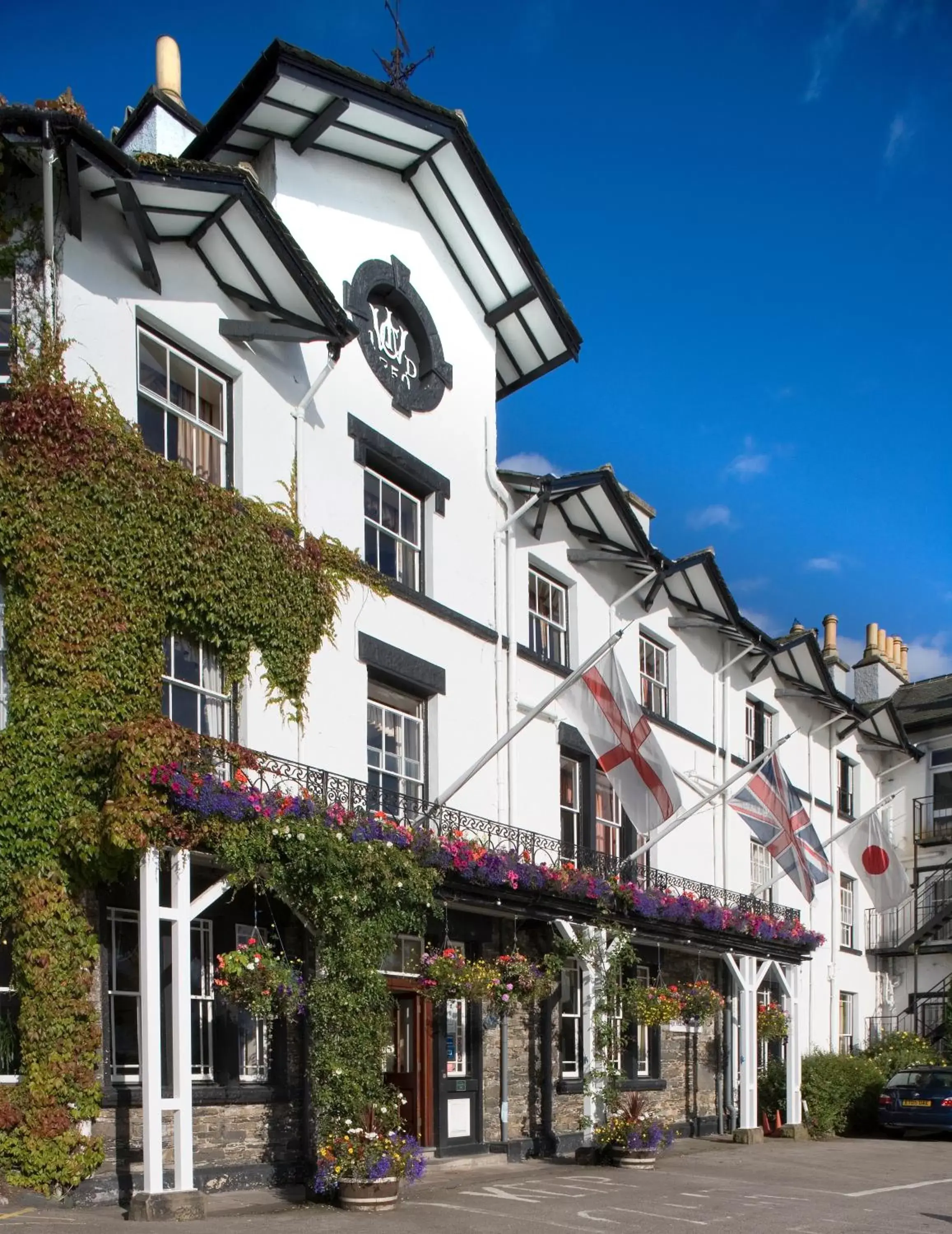 Facade/entrance in Low Wood Bay Facade/entrance in Low Wood Bay