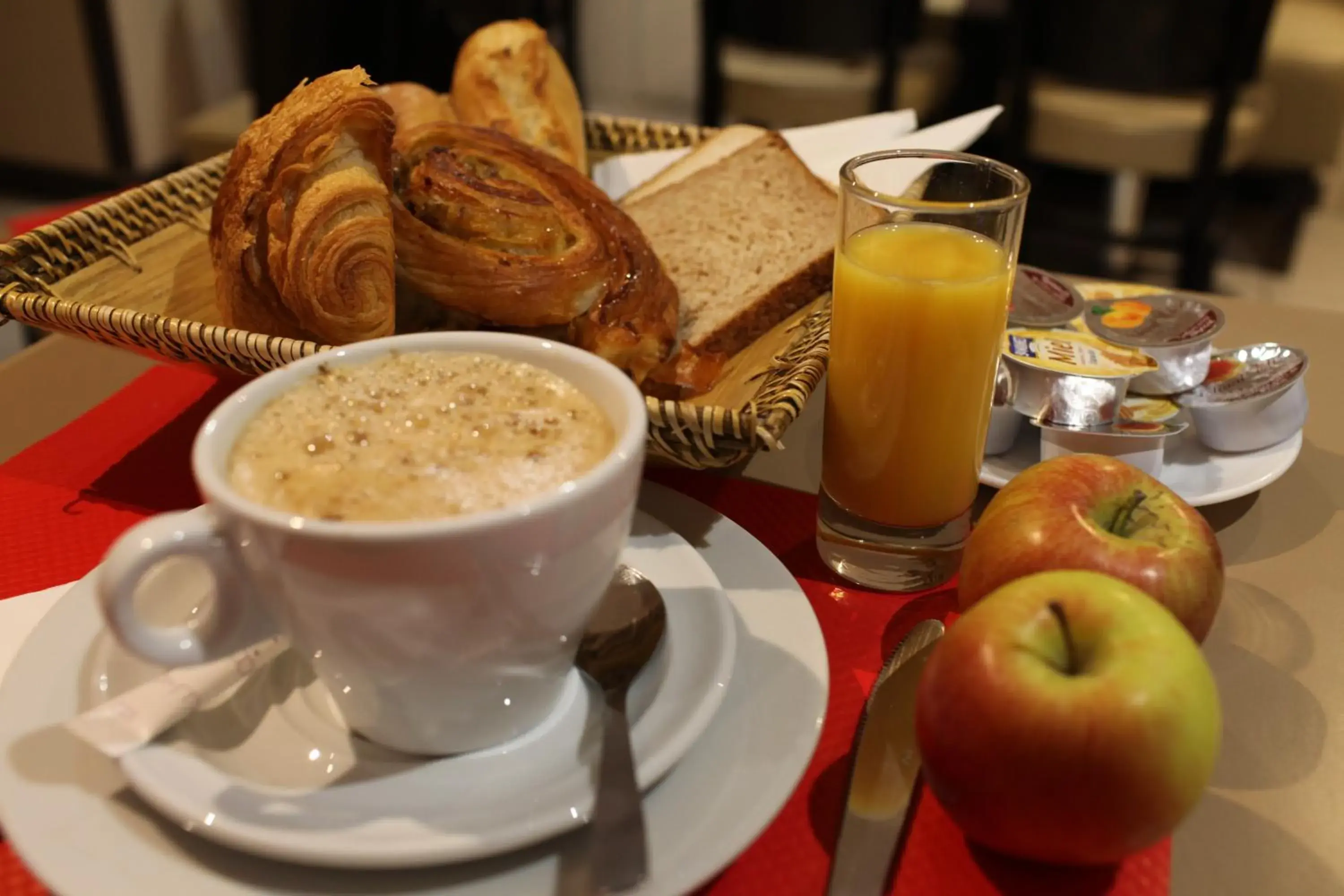 Food and drinks, Breakfast in Hôtel Alane