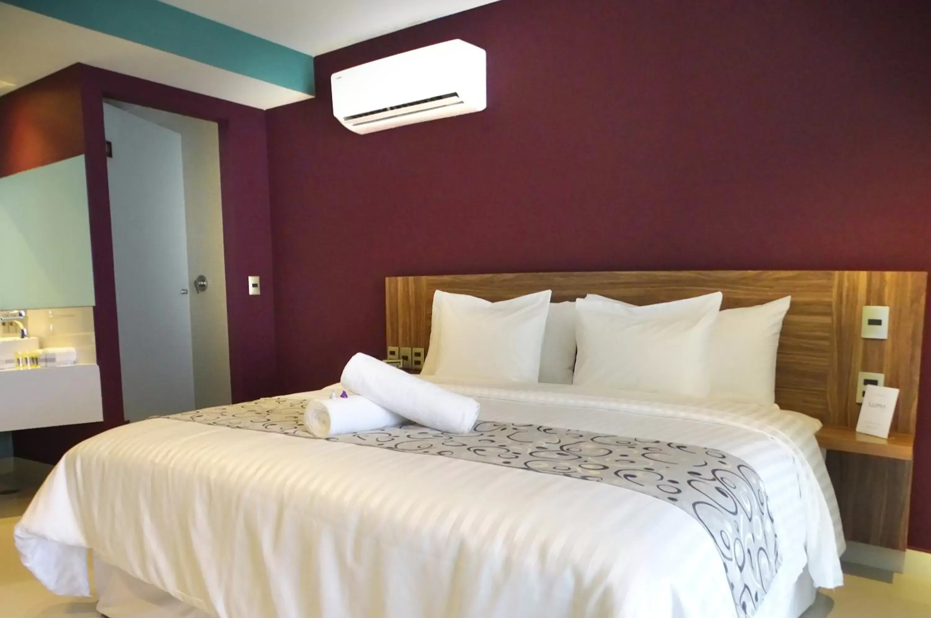 Bed in Hotel Luma by Kavia