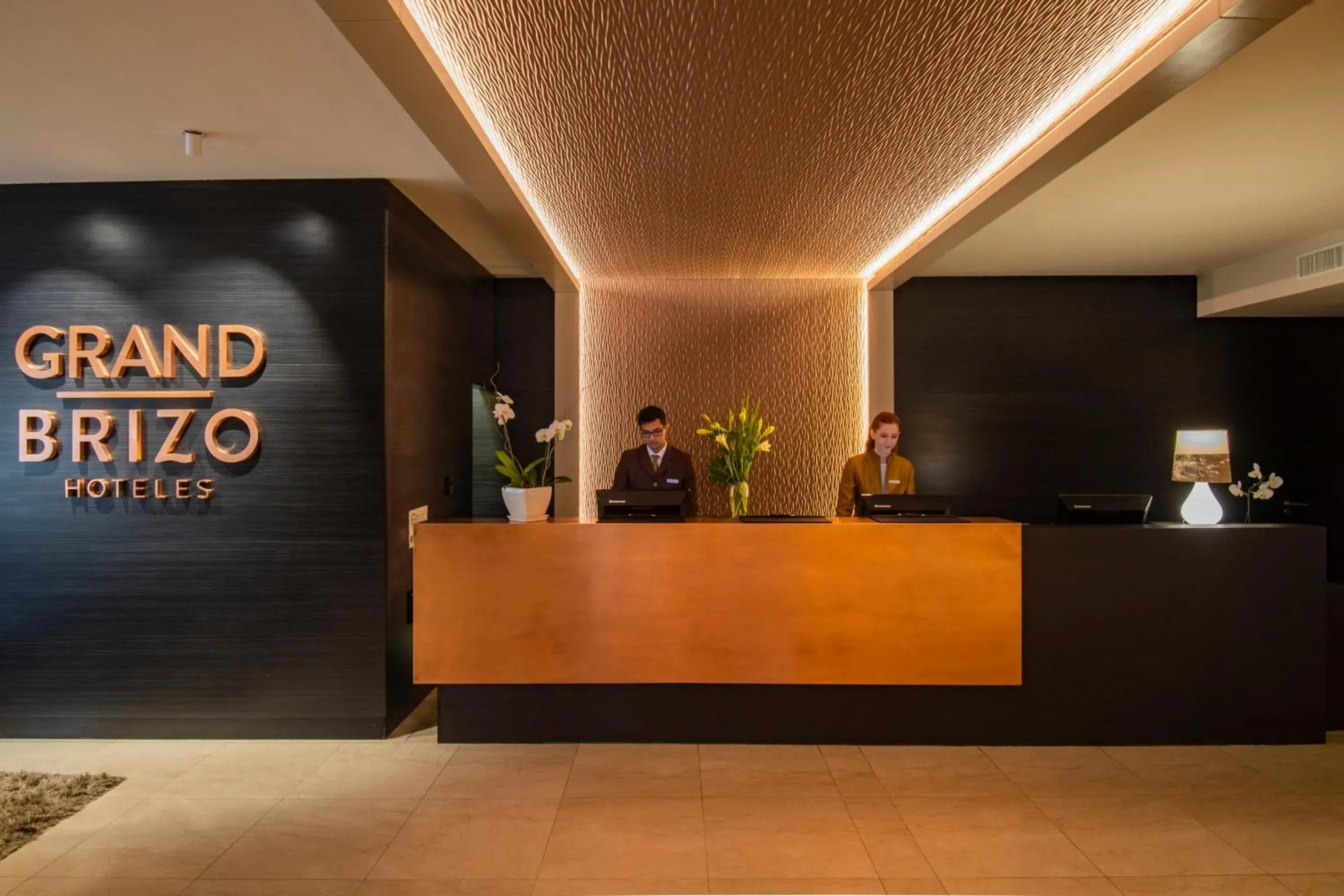 Staff, Lobby/Reception in Hotel Grand Brizo Buenos Aires