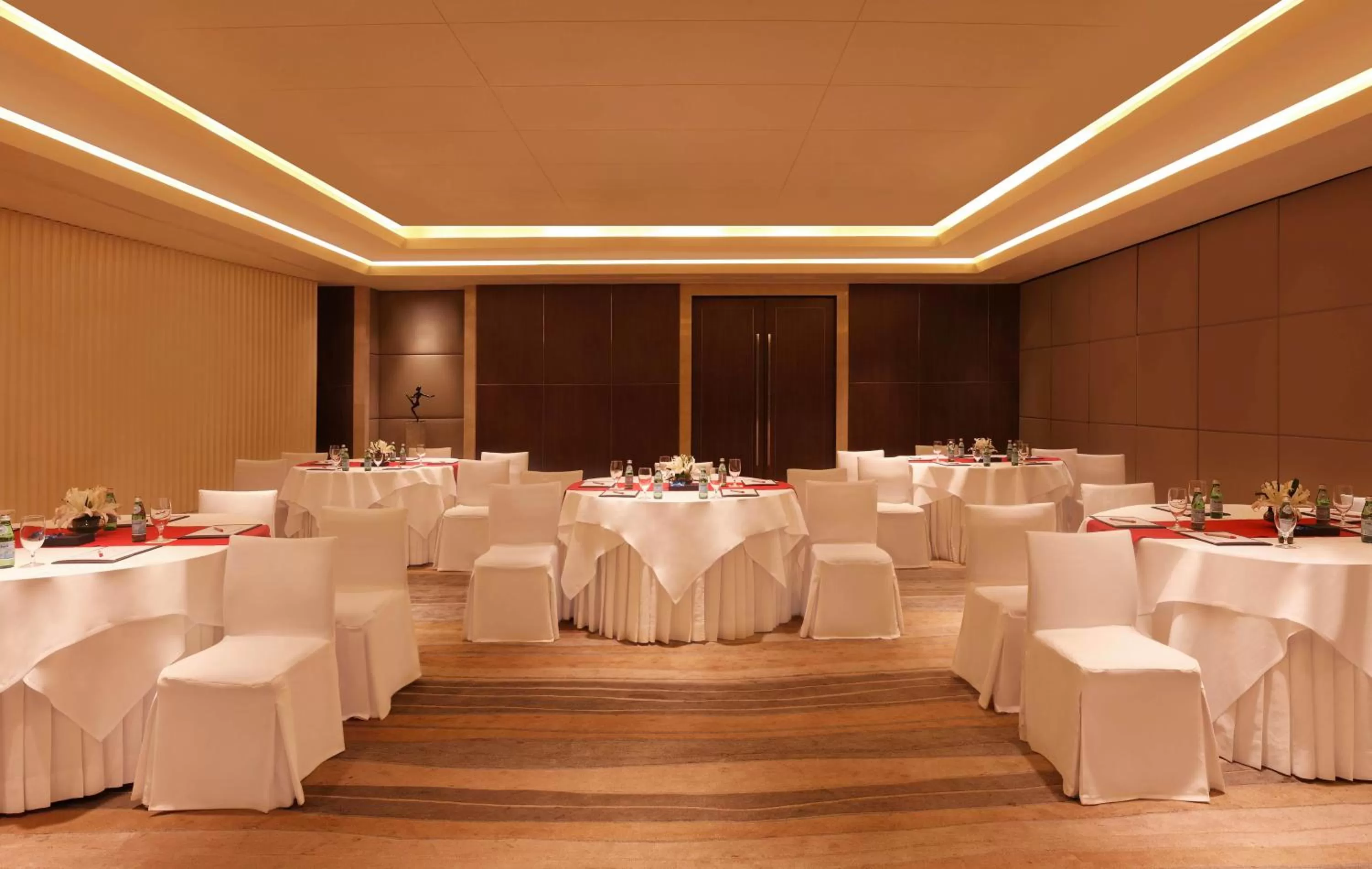 Banquet/Function facilities in Trident Bandra Kurla