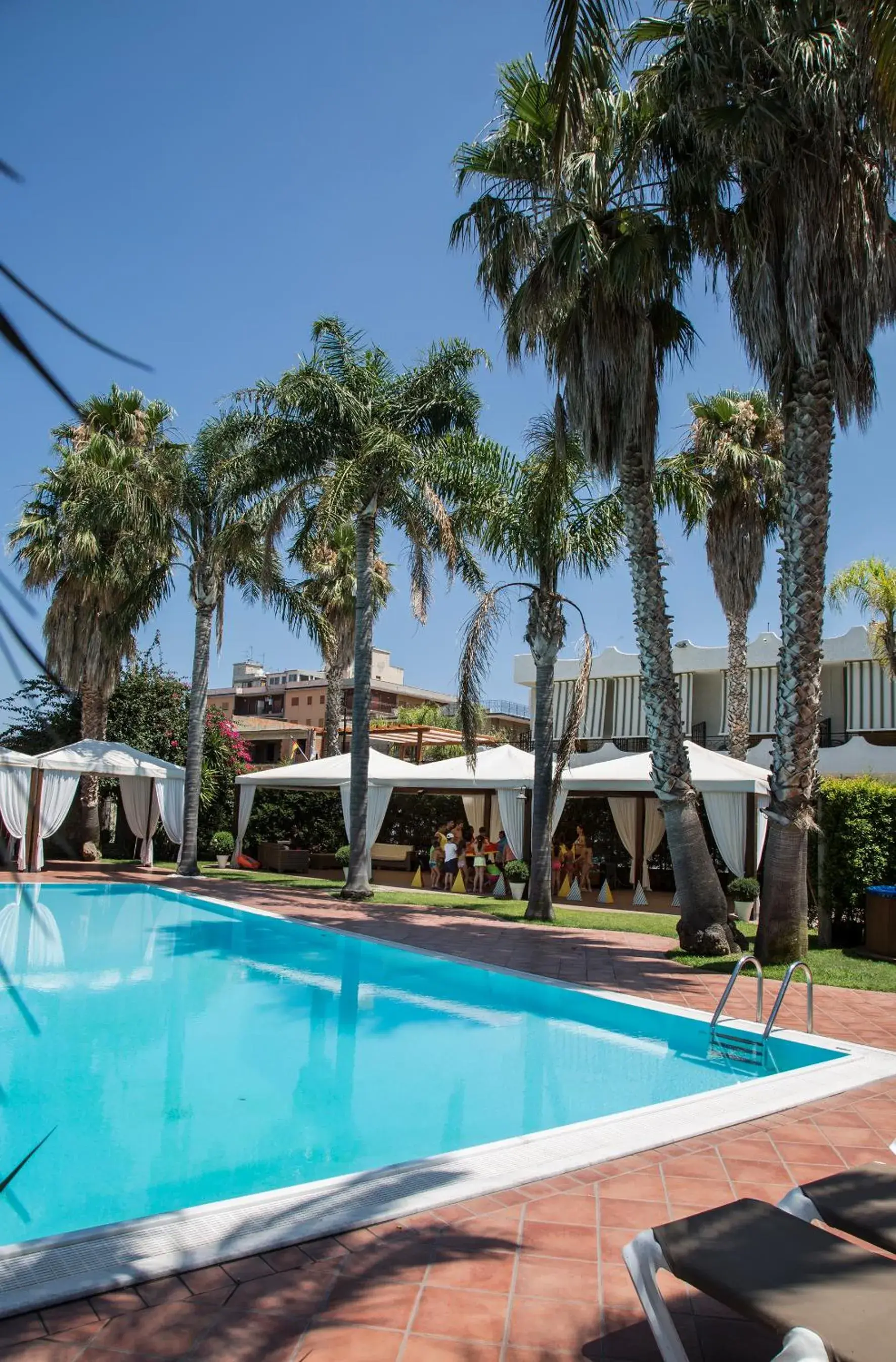 Swimming Pool in Hotel Redebora