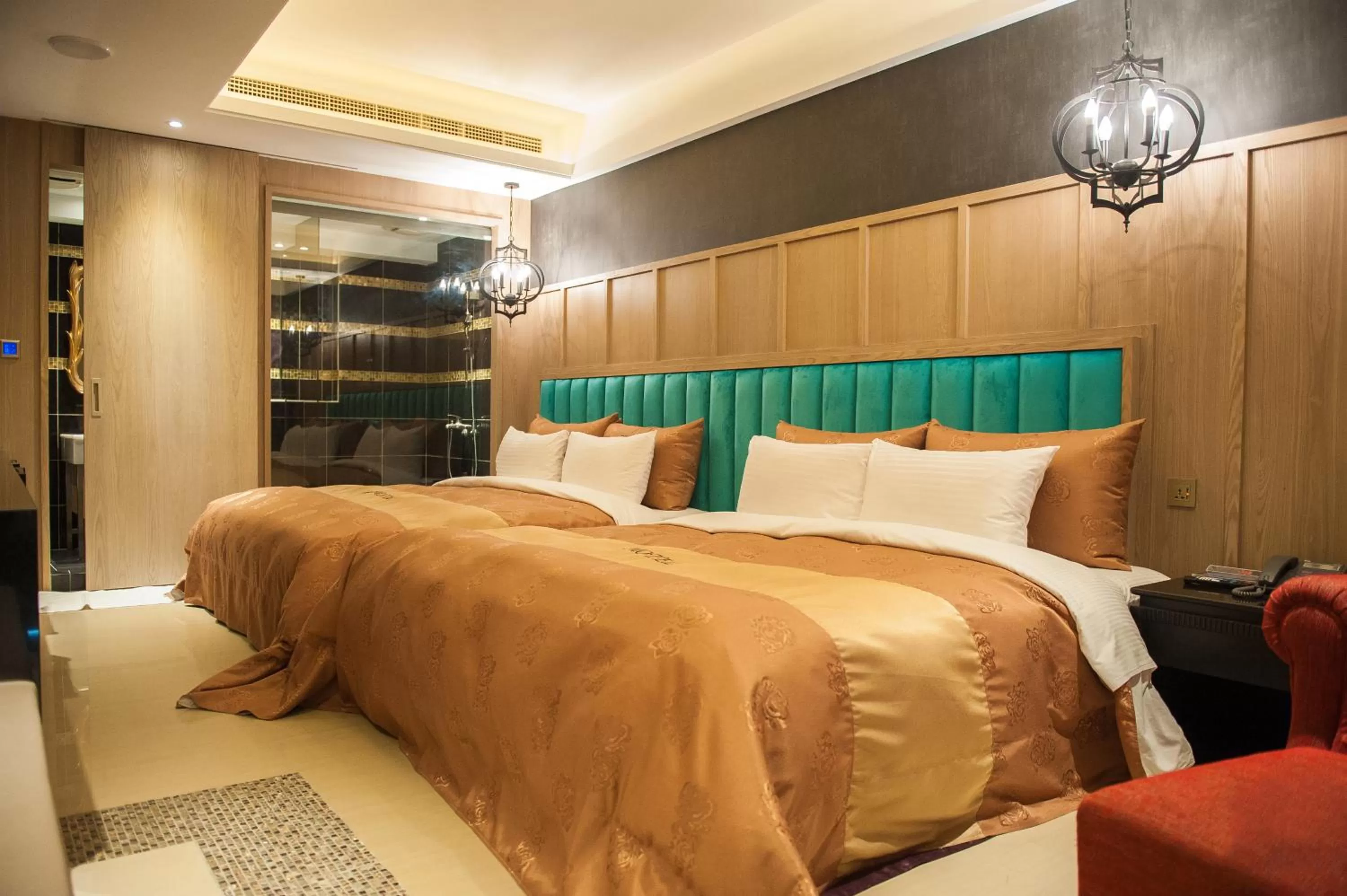 Photo of the whole room, Bed in 合樂商旅 He&Le