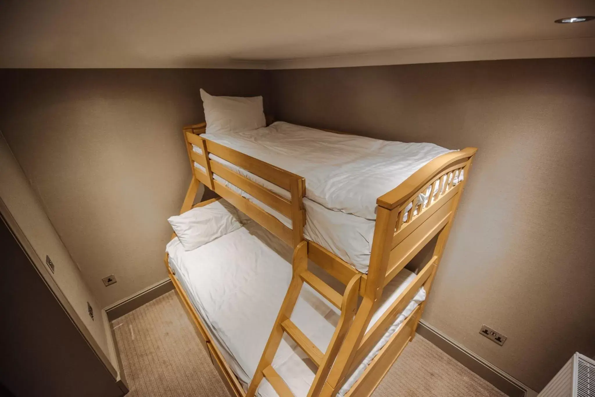 Bunk Bed in Bowfield Hotel and Spa