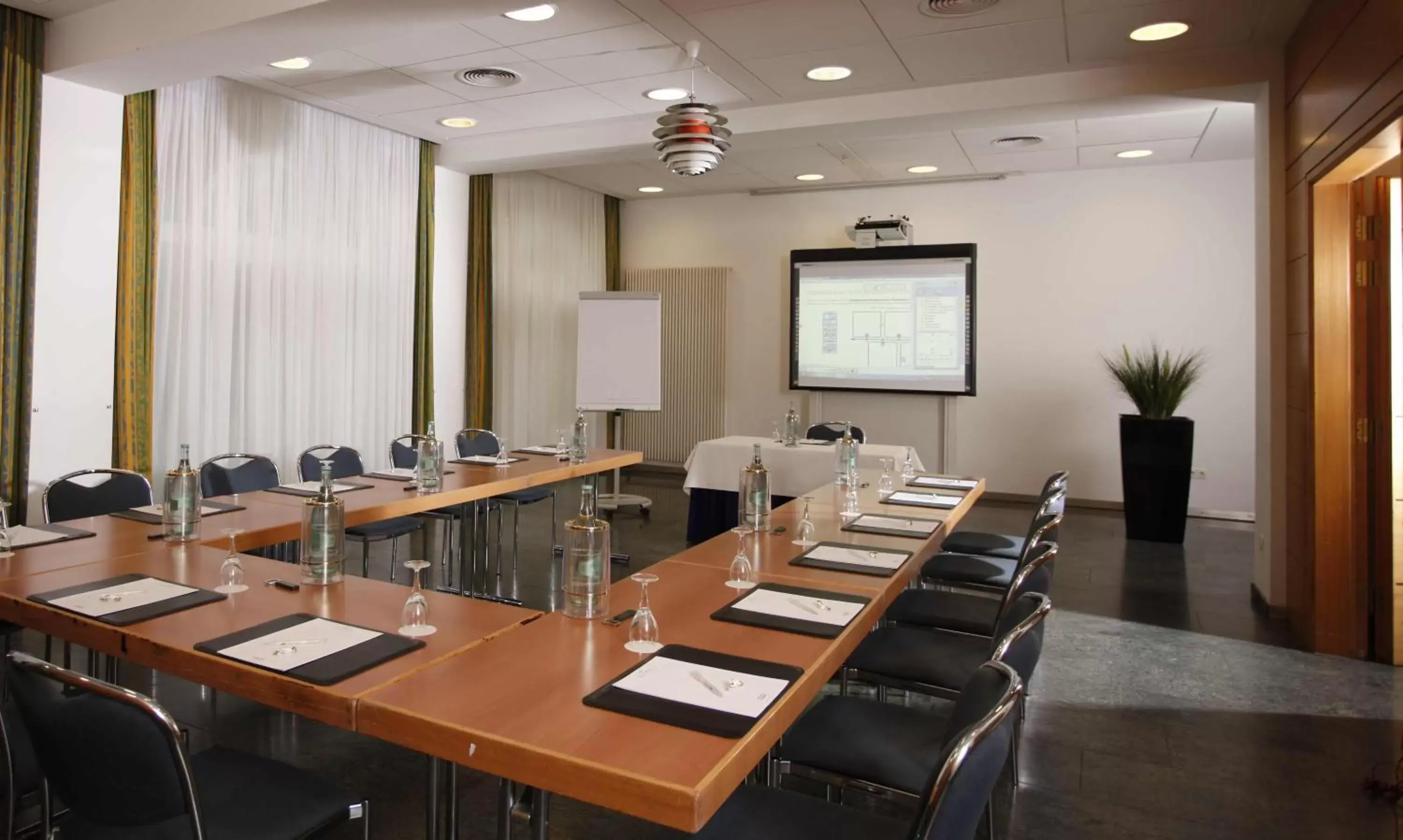 Business facilities in Schlosshotel Kassel