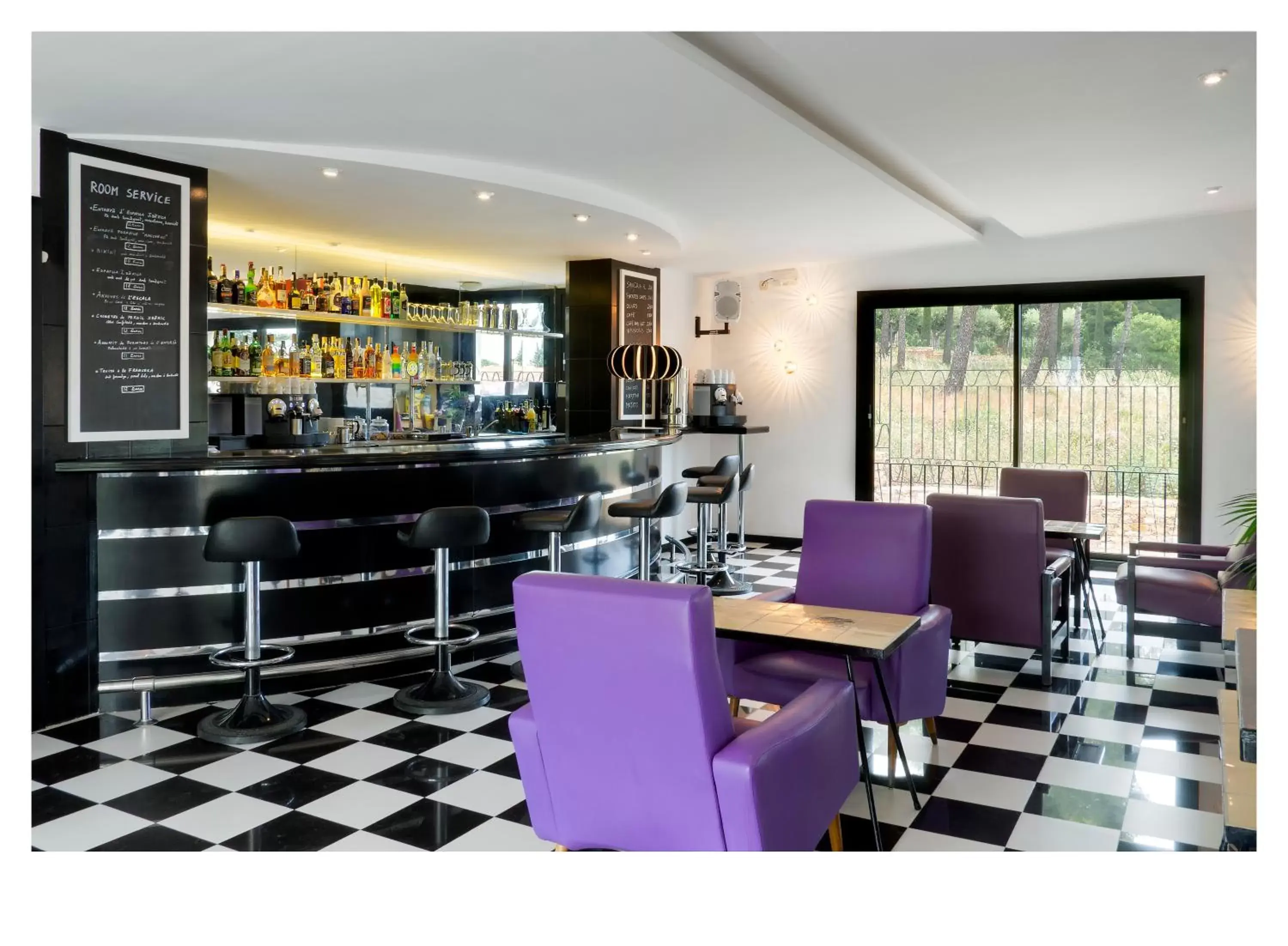 Lounge or bar, Lounge/Bar in Hotel Eetu - Adults Only