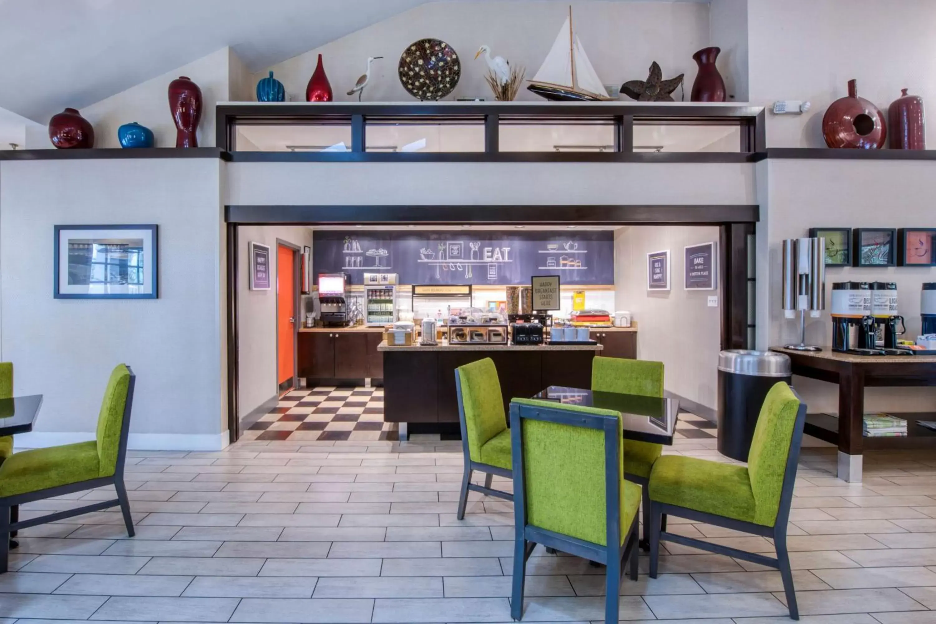 Breakfast, Restaurant/Places to Eat in Hampton Inn & Suites Wilmington/Wrightsville Beach