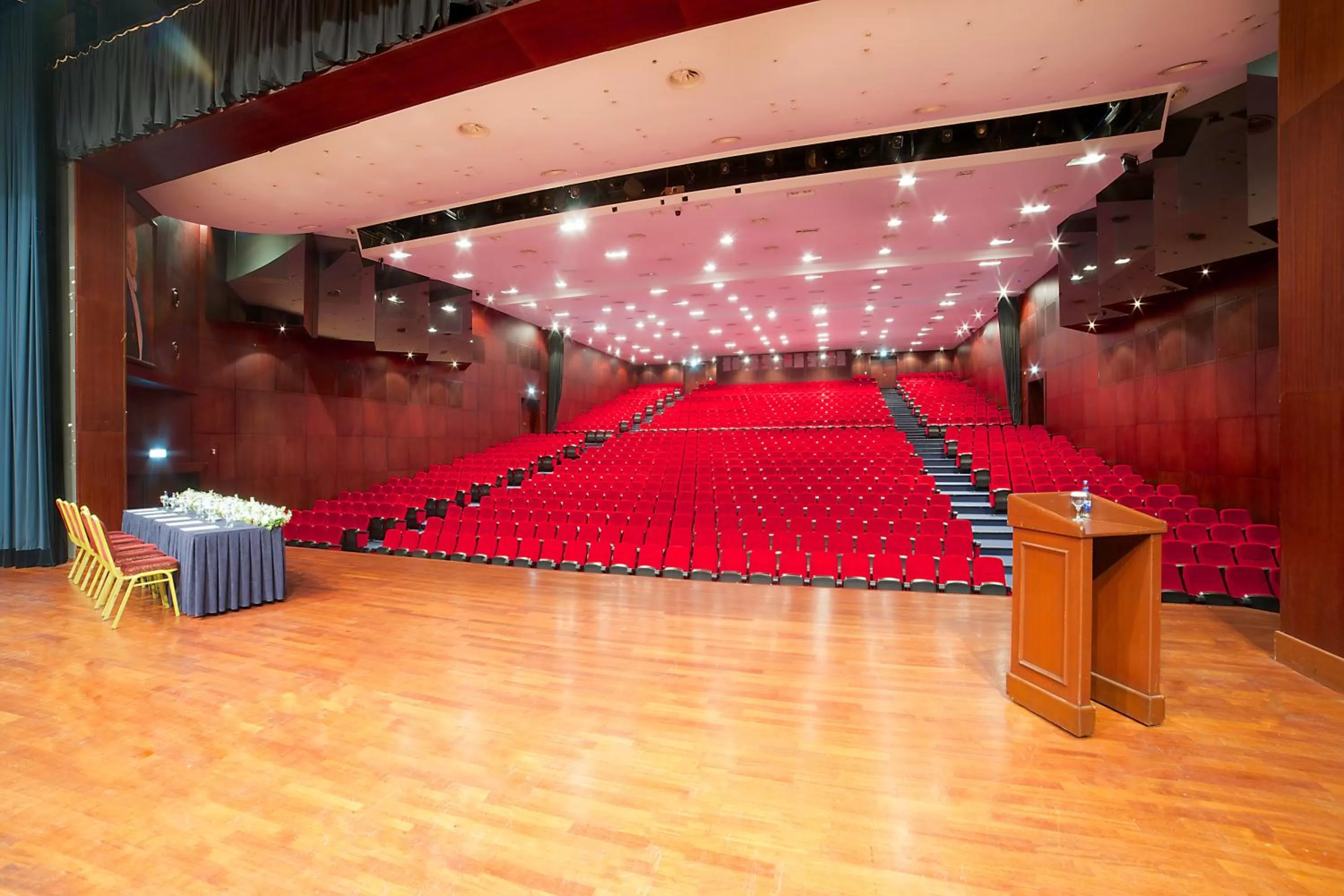 Banquet/Function facilities in Grand Cevahir Hotel Convention Center