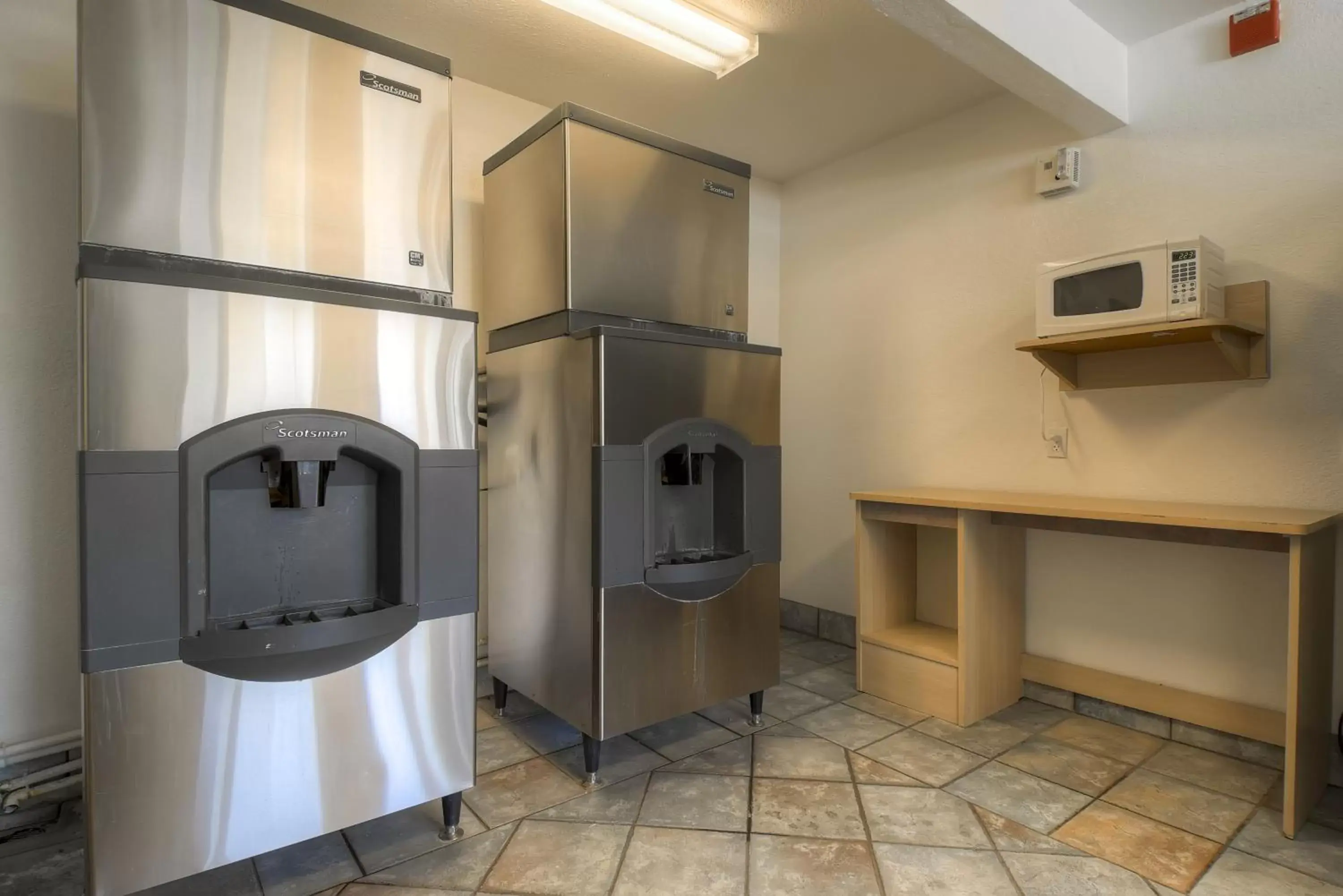 Other, Kitchen/Kitchenette in Motel 6-Rancho Mirage, CA - Palm Springs