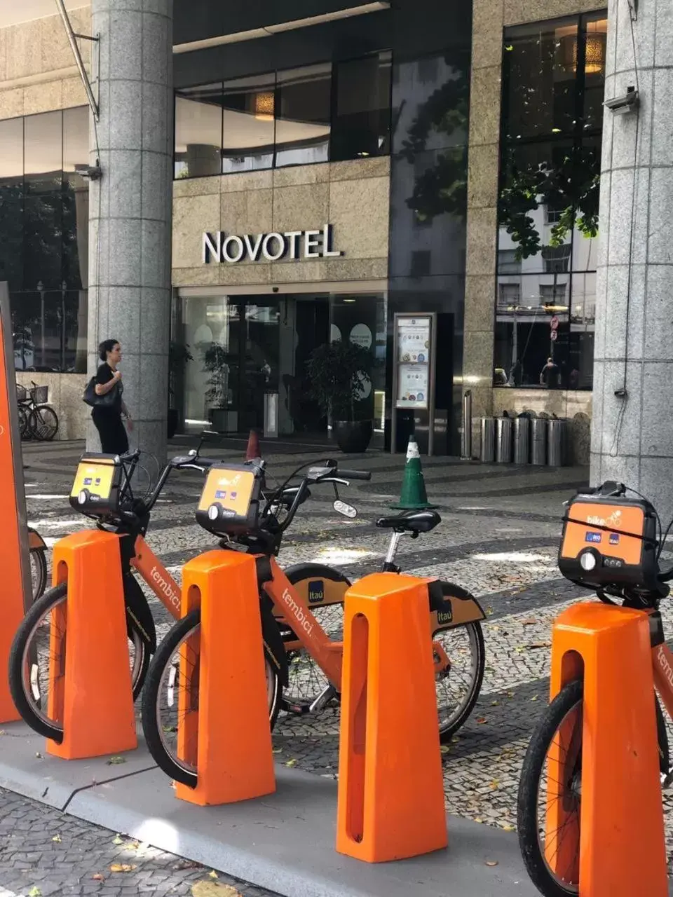 Facade/entrance in Novotel RJ Santos Dumont