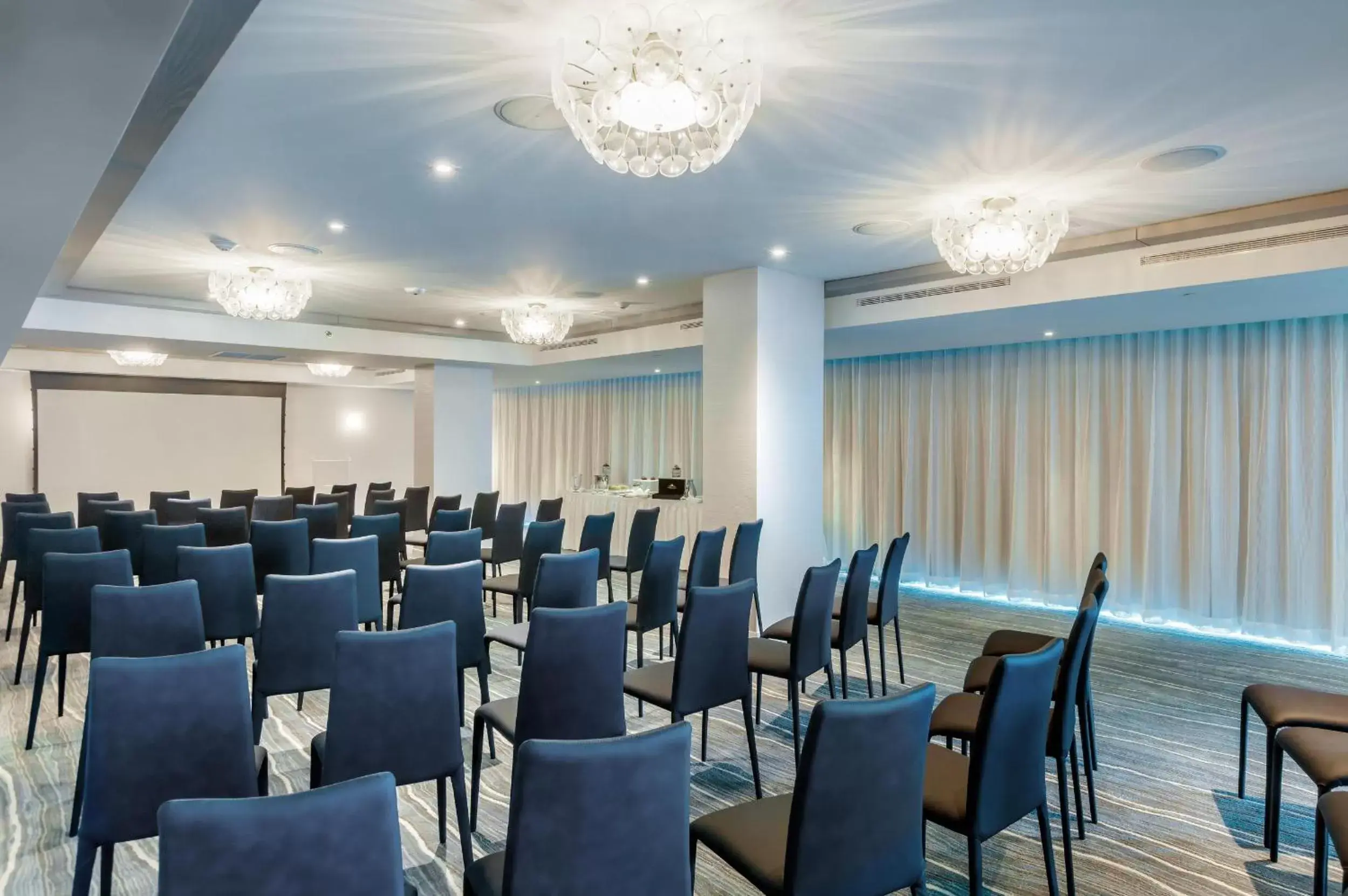 Business facilities in Condado Ocean Club