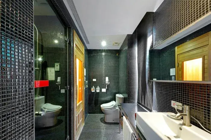 Bathroom in Hotel Double One