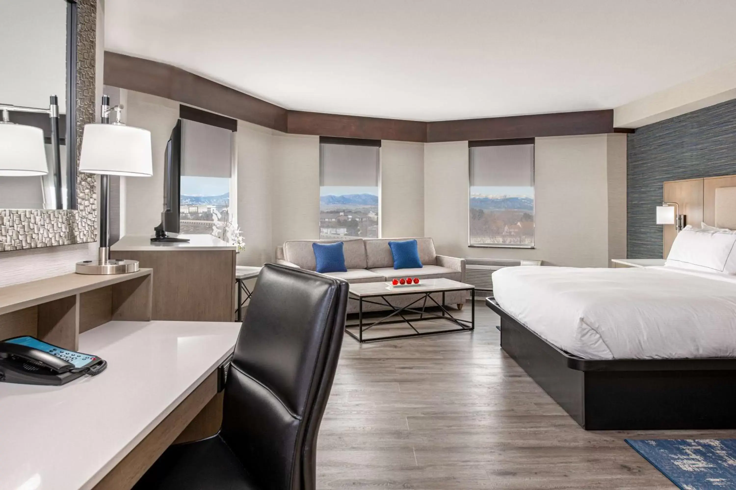 Bedroom in DoubleTree by Hilton Hotel Denver - Thornton
