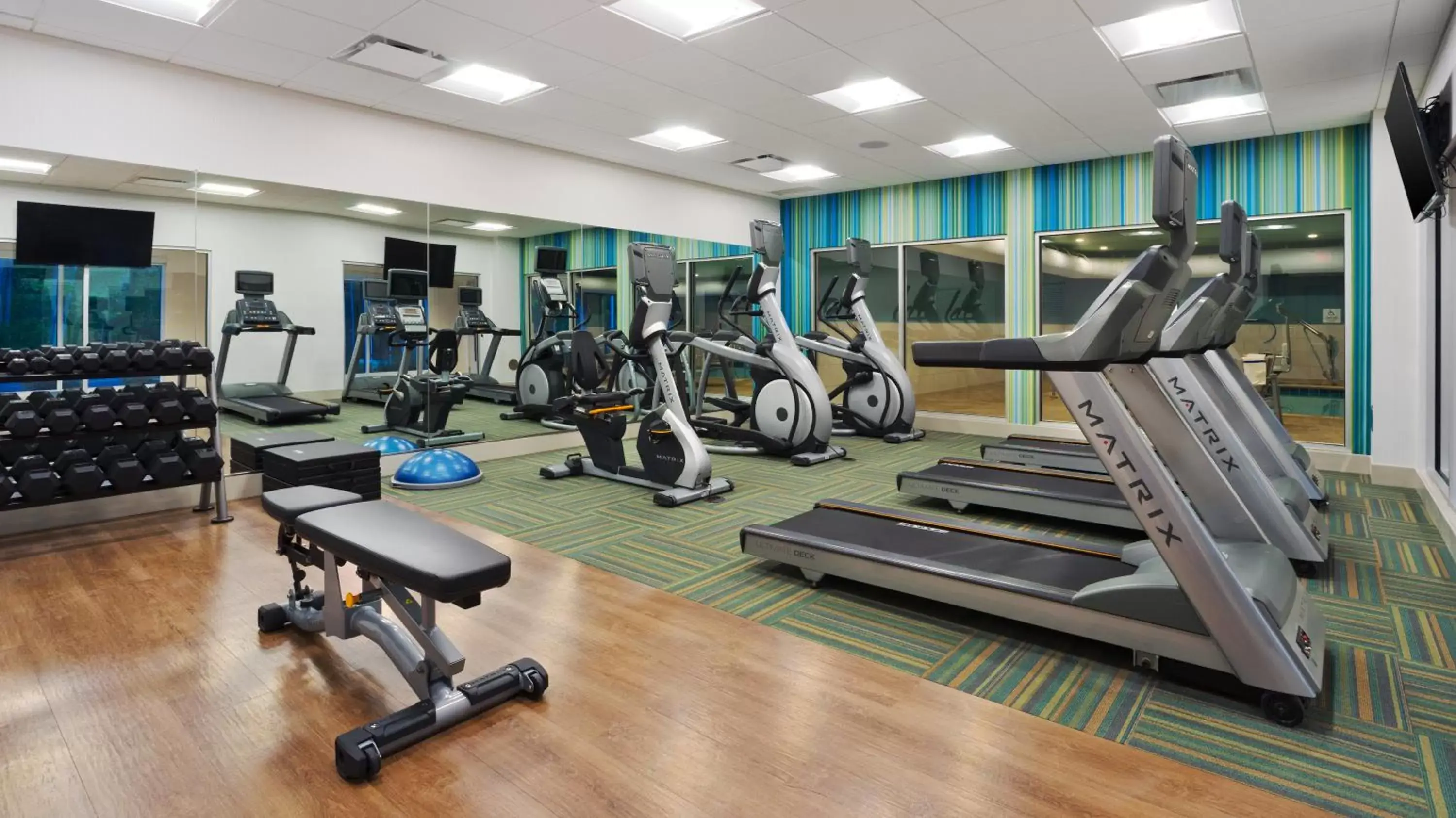 Fitness centre/facilities, Fitness Center/Facilities in Holiday Inn Express & Suites Medina, an IHG Hotel