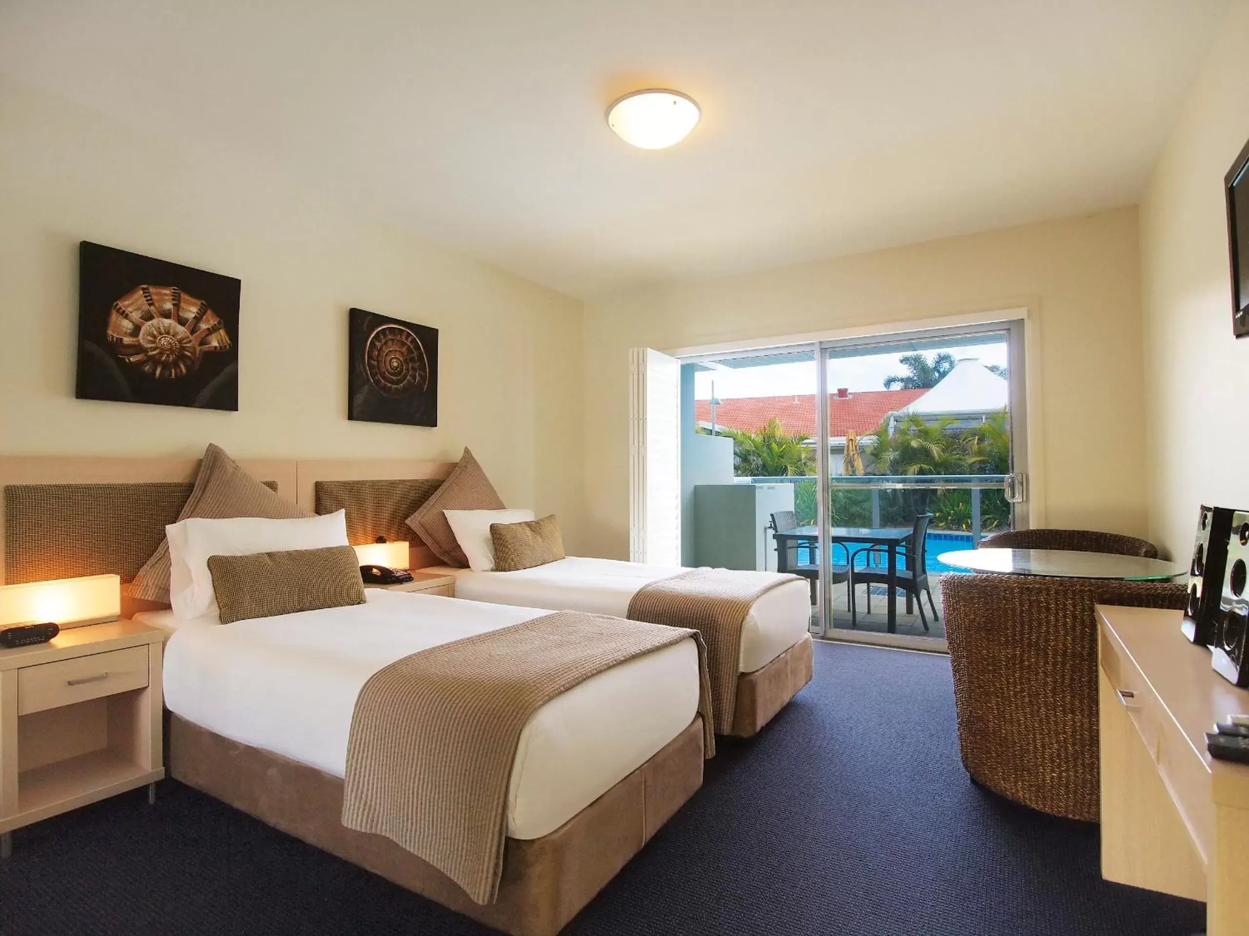 Bed in Oaks Port Stephens Pacific Blue Resort