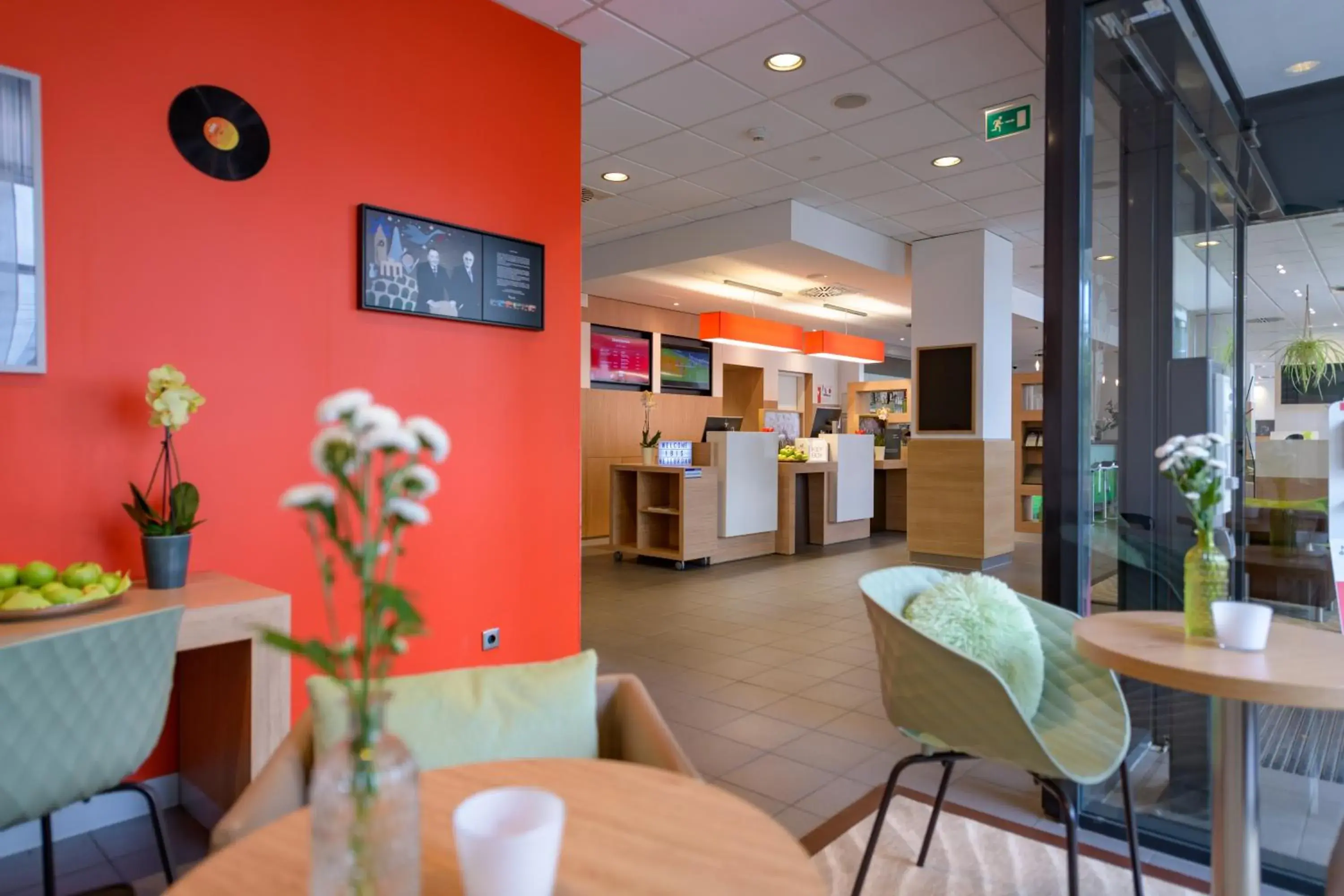 Lobby or reception in ibis Heilbronn City