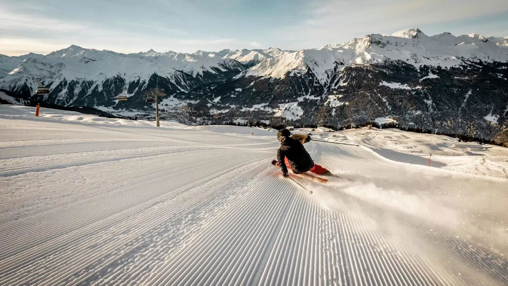 Skiing, Winter in Hotel Silvapina