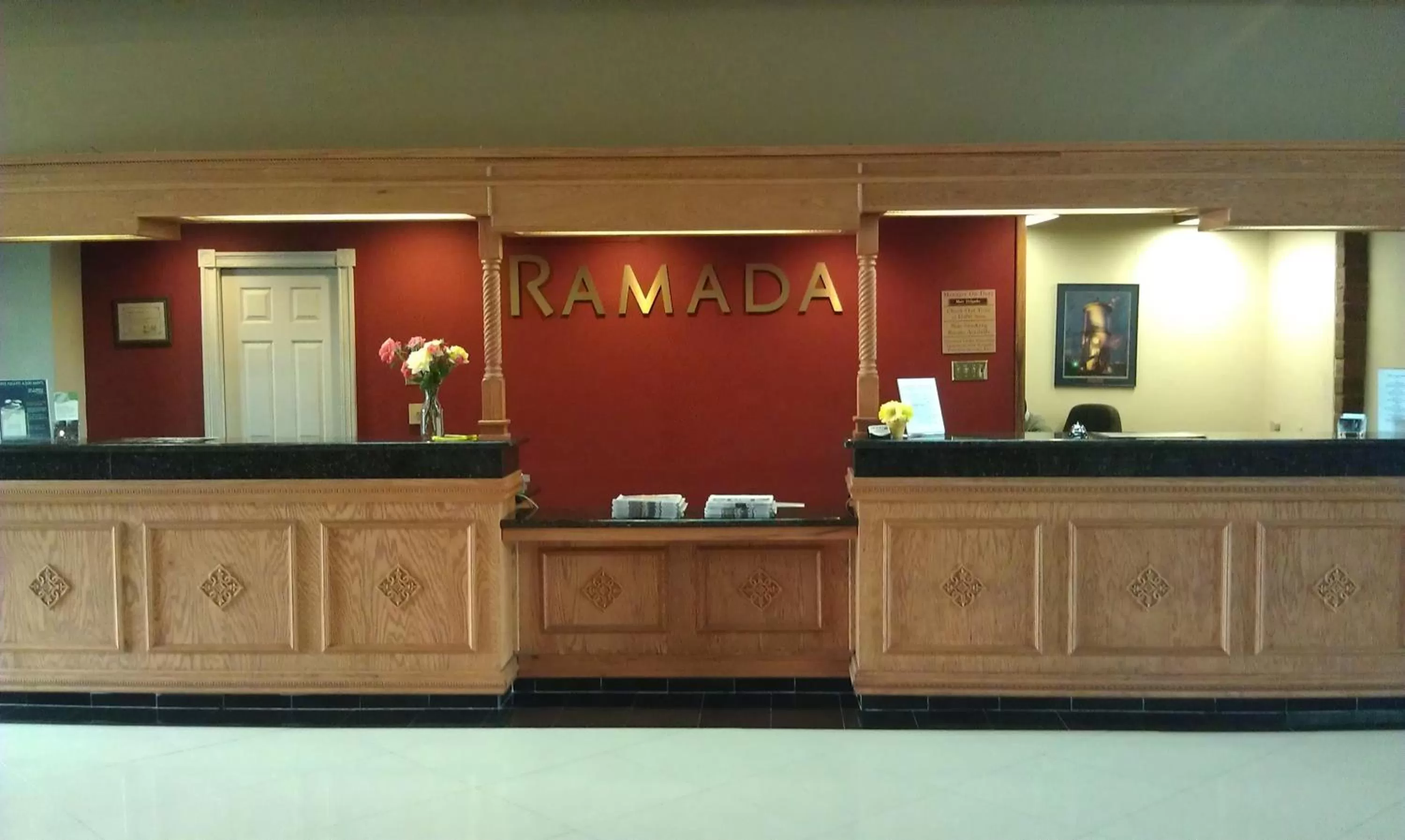 Lobby or reception in Ramada by Wyndham Fresno North