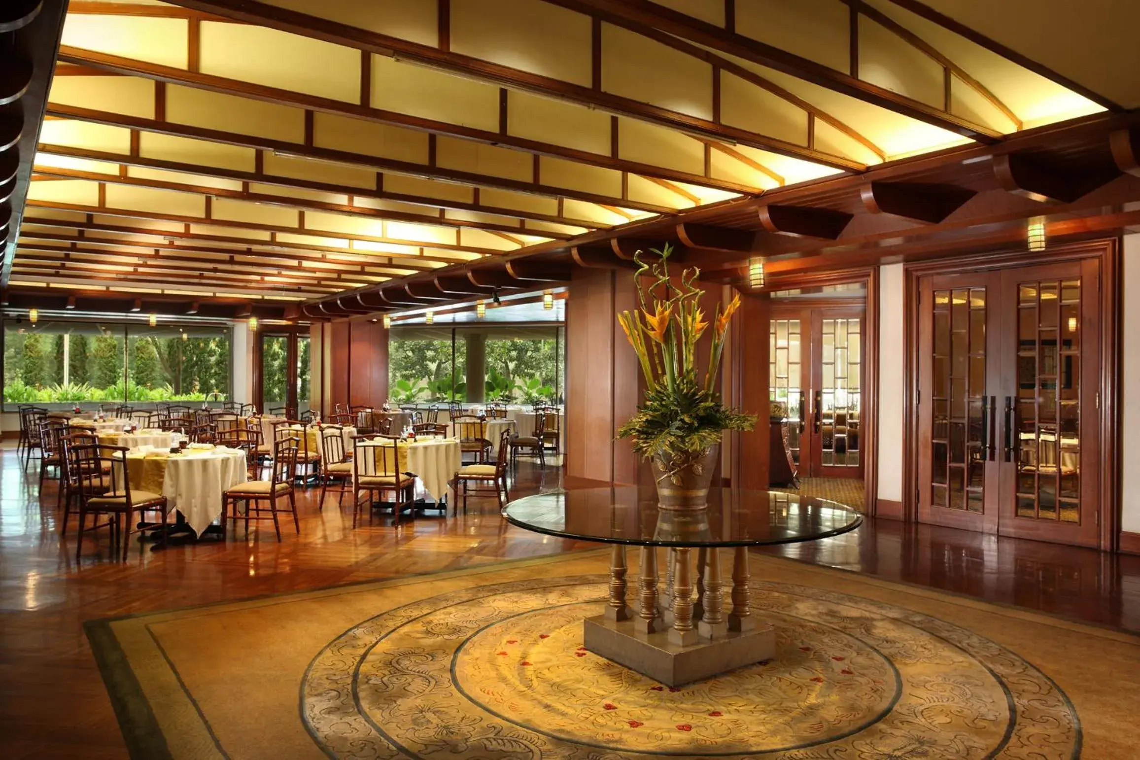 Restaurant/Places to Eat in Hotel Aryaduta Bandung