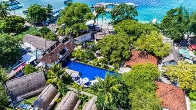 Property building in Oceans 5 Dive Resort