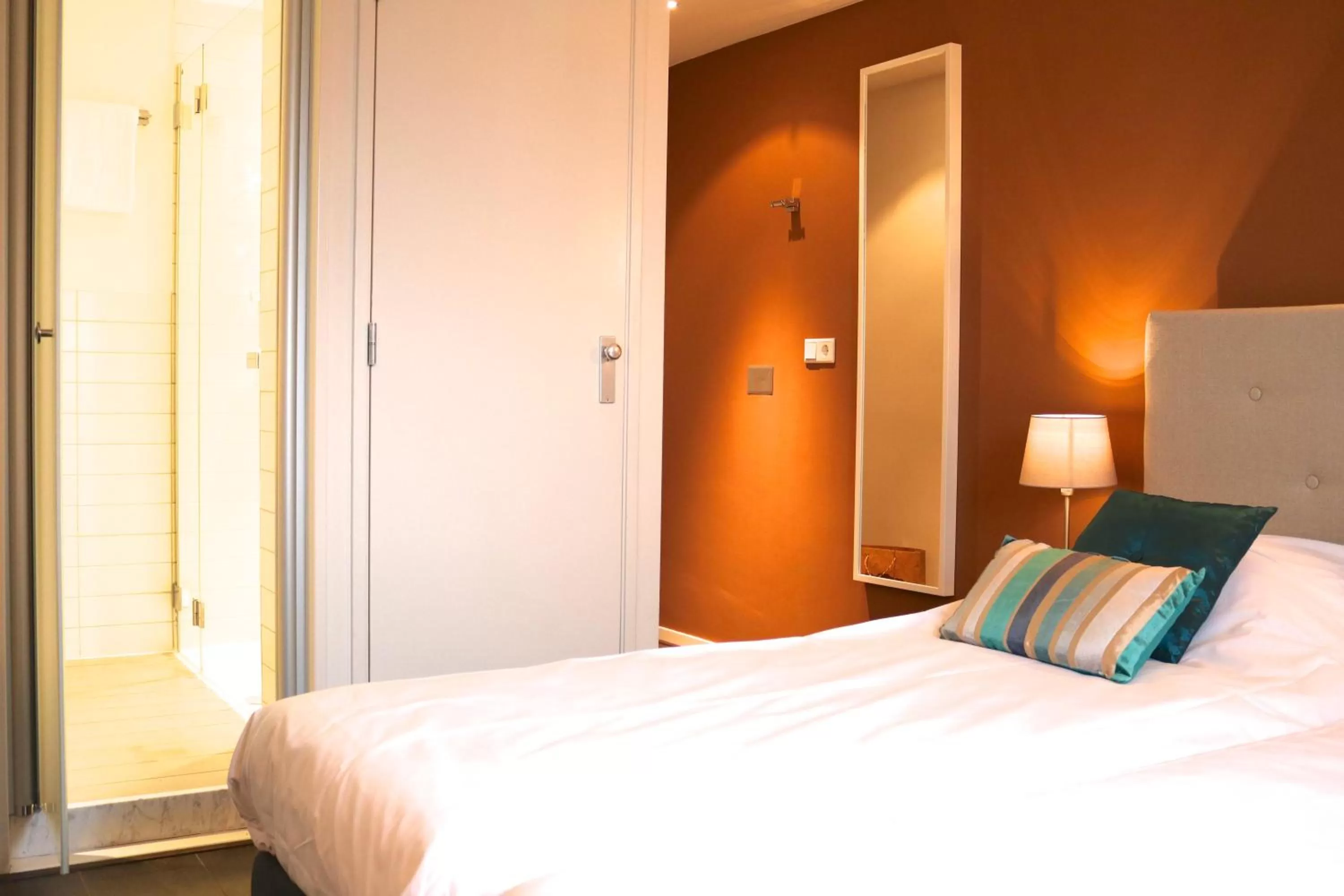 Bed in Saillant Hotel Maastricht City Centre - Auping Hotel Partner