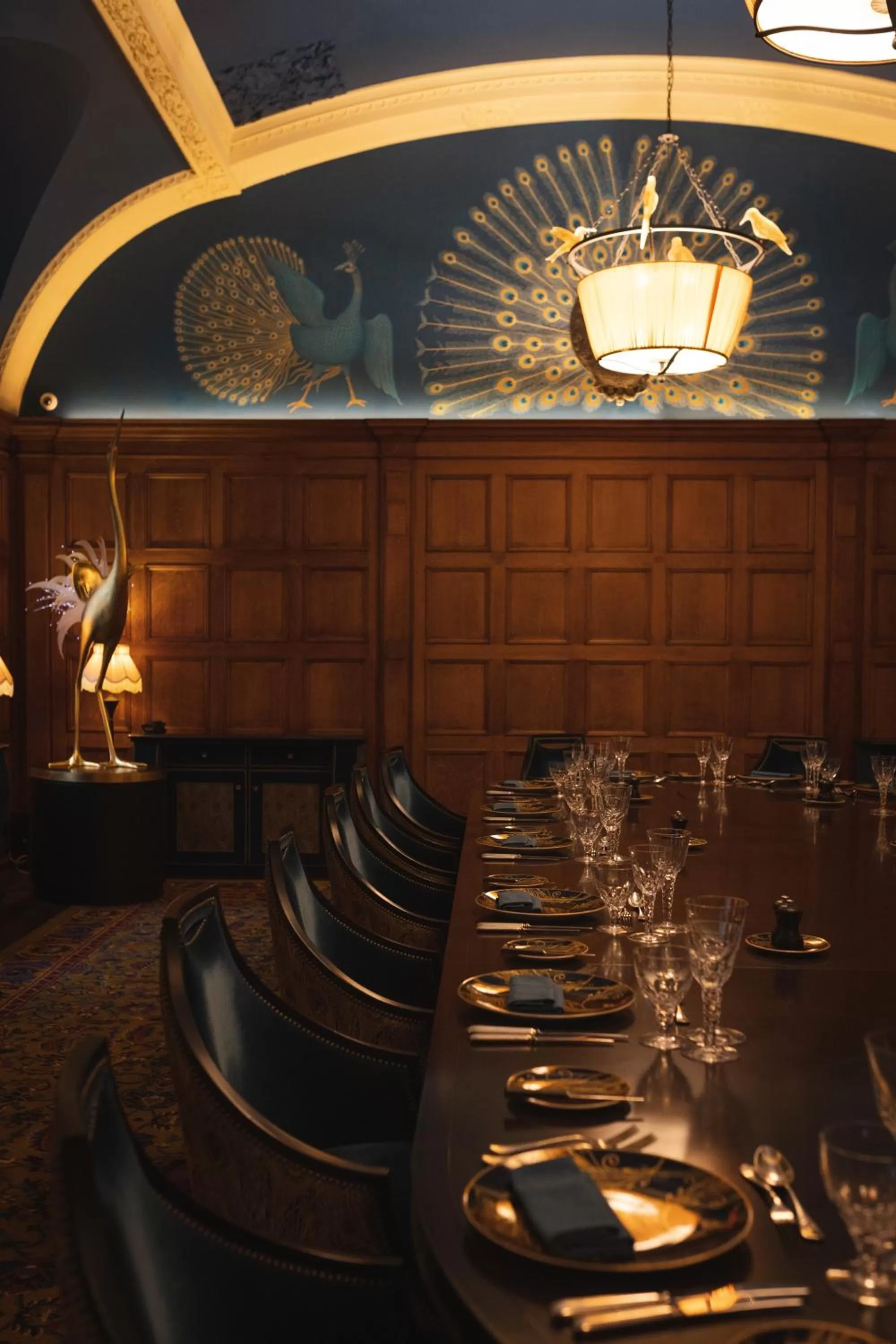 Restaurant/places to eat in L'oscar London