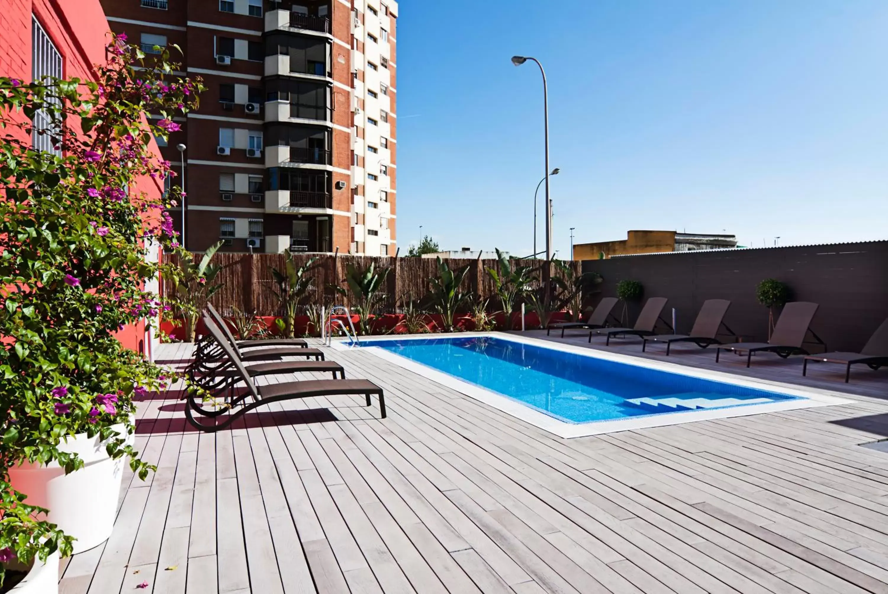 Swimming Pool in Catalonia Hispalis