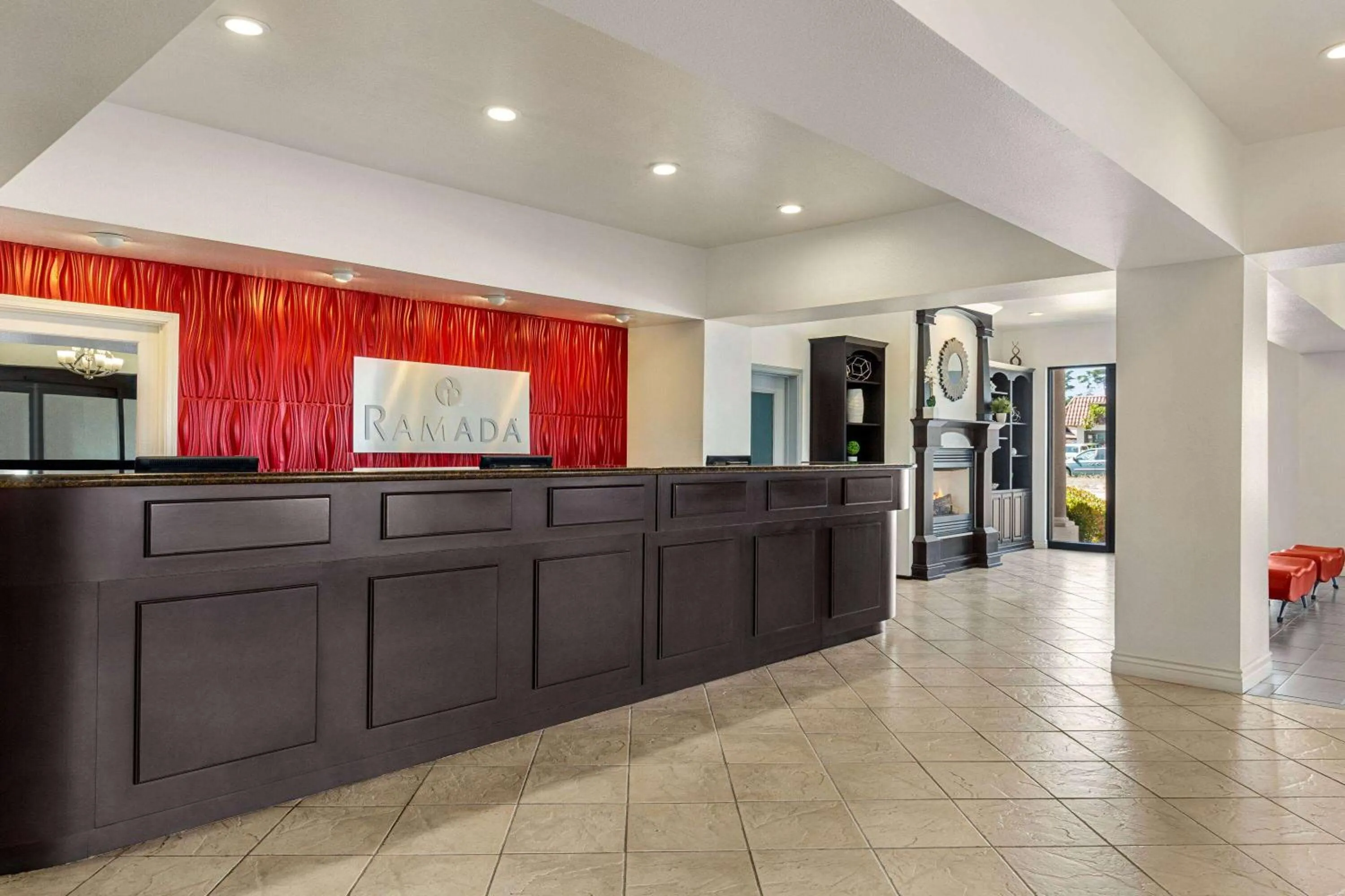 Lobby or reception in Ramada by Wyndham Marina