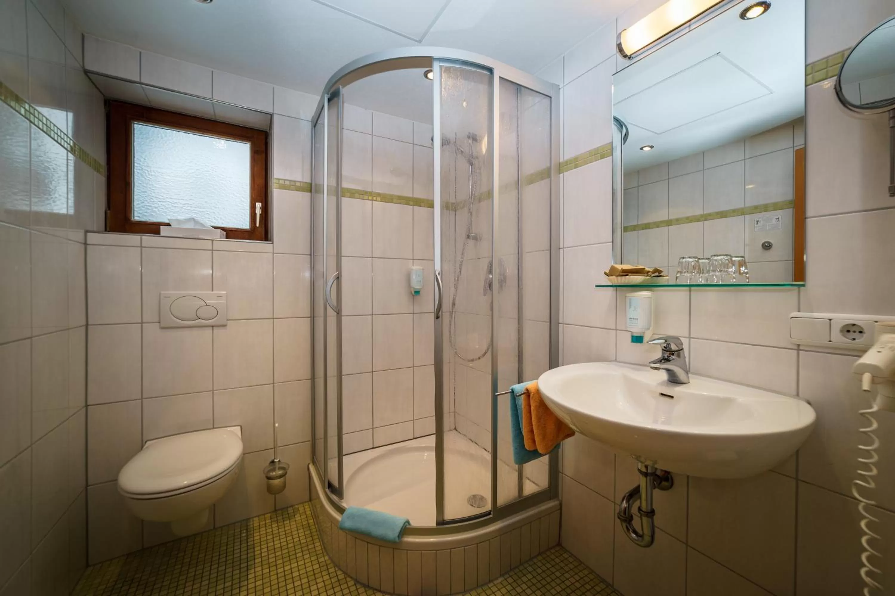 Shower in Parkhotel Sonnenhof