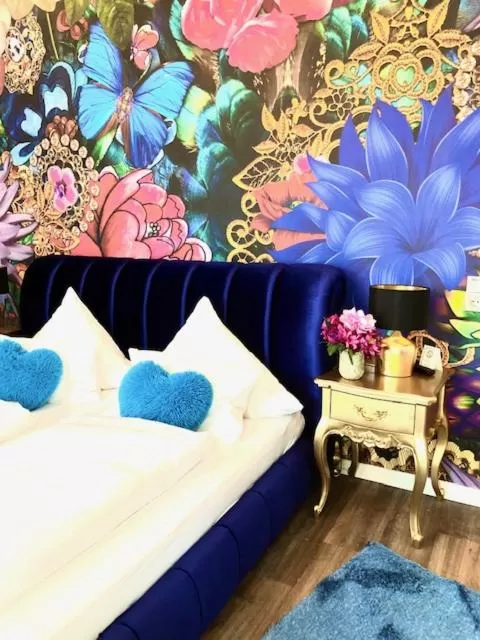 Photo of the whole room, Bed in Boutiquehotel Villa Rosenhof