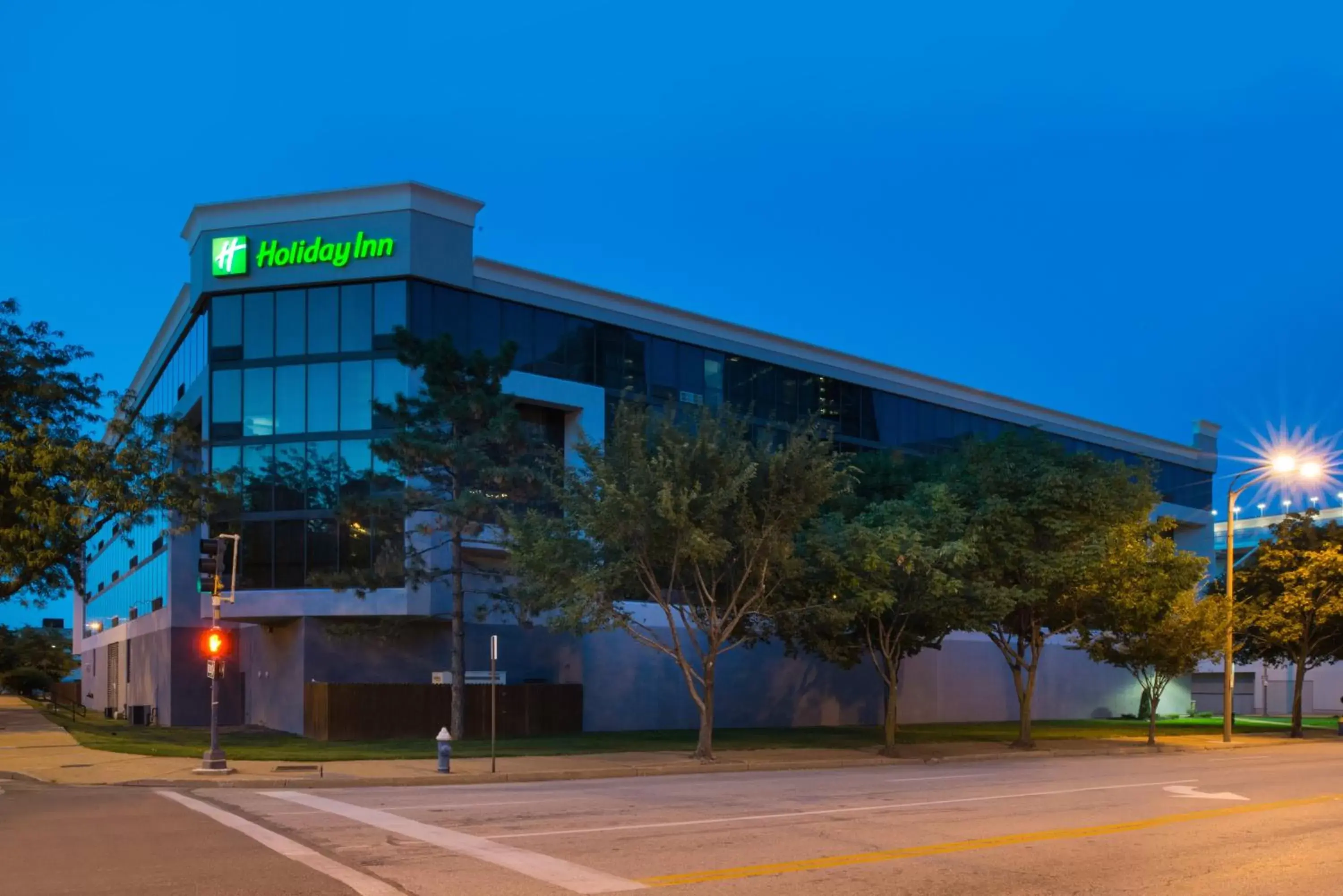 Property Building in Holiday Inn St Louis Downtown/Convention Center, an IHG Hotel