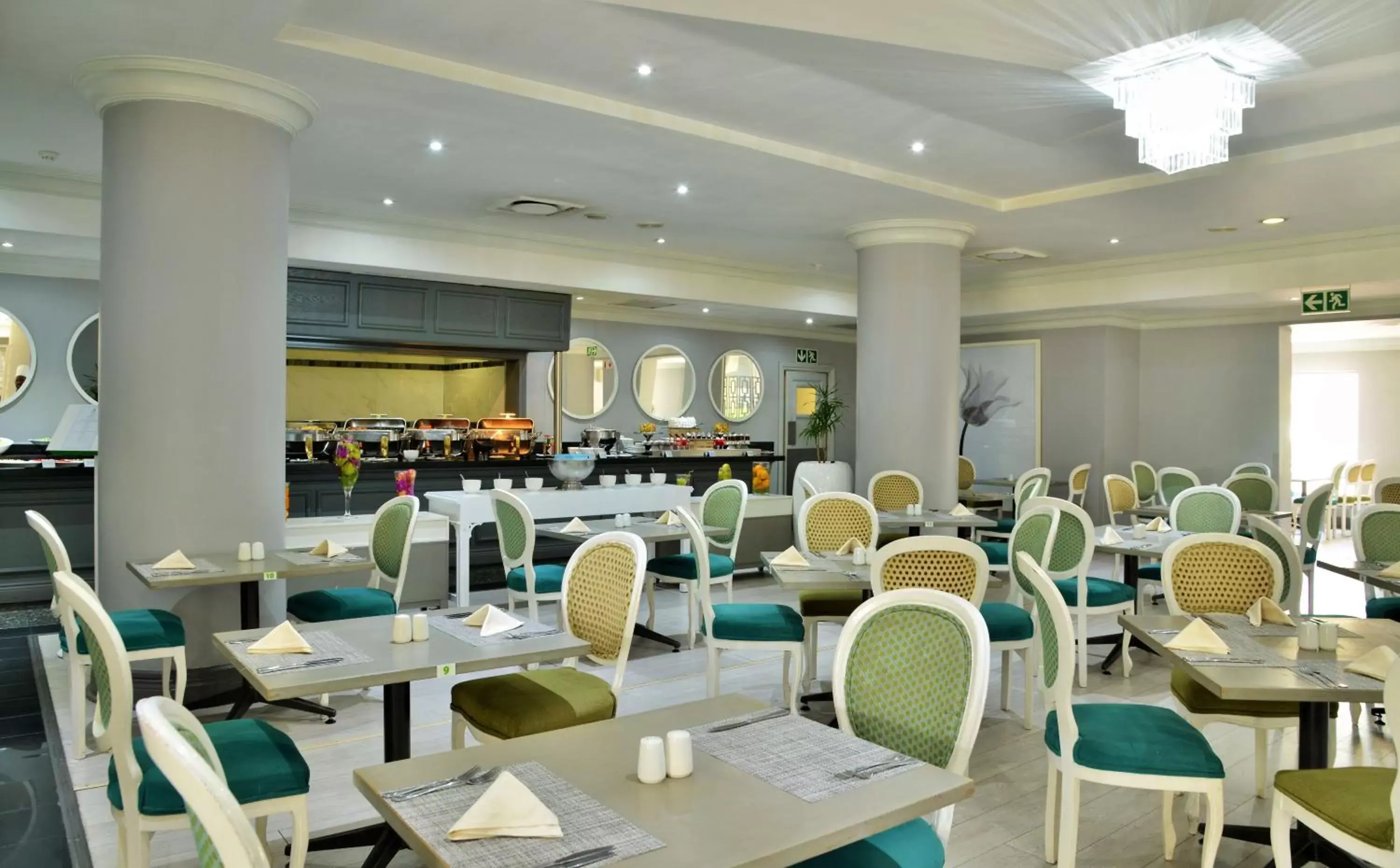 Restaurant/Places to Eat in Holiday Inn Johannesburg Airport, an IHG Hotel