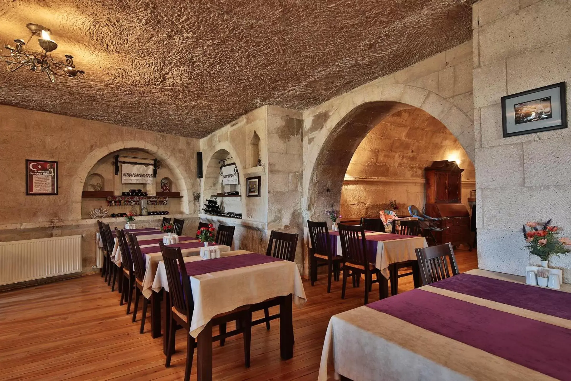 Restaurant/Places to Eat in Cappadocia Cave Suites