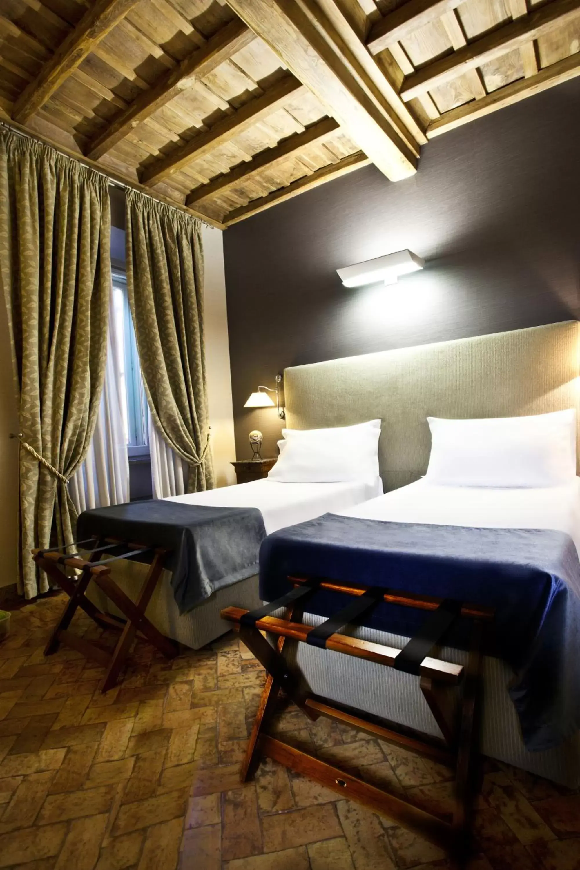 Superior Double Room in Hotel Valadier Superior Double Room in Hotel Valadier