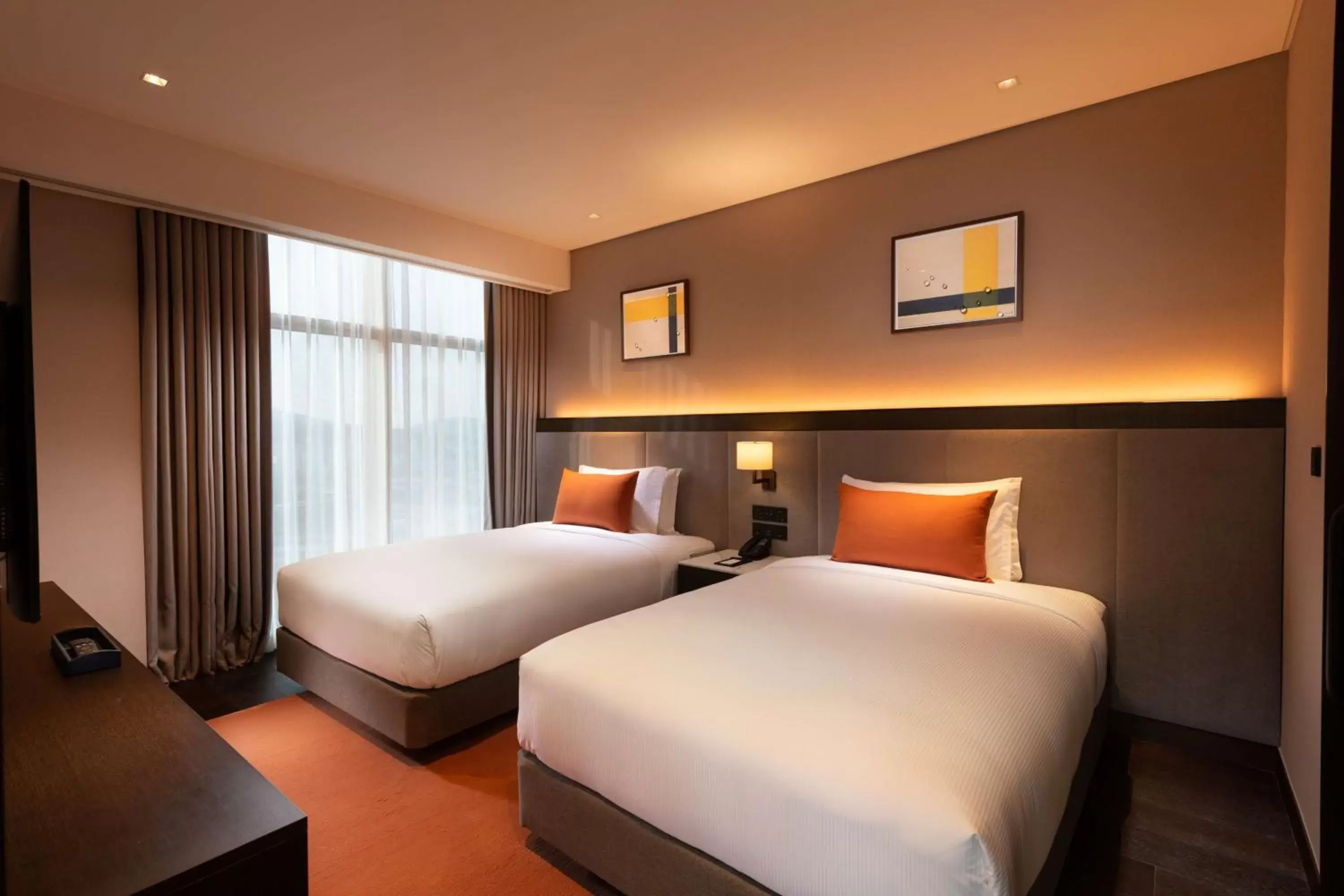 Bed in DoubleTree By Hilton Seoul Pangyo