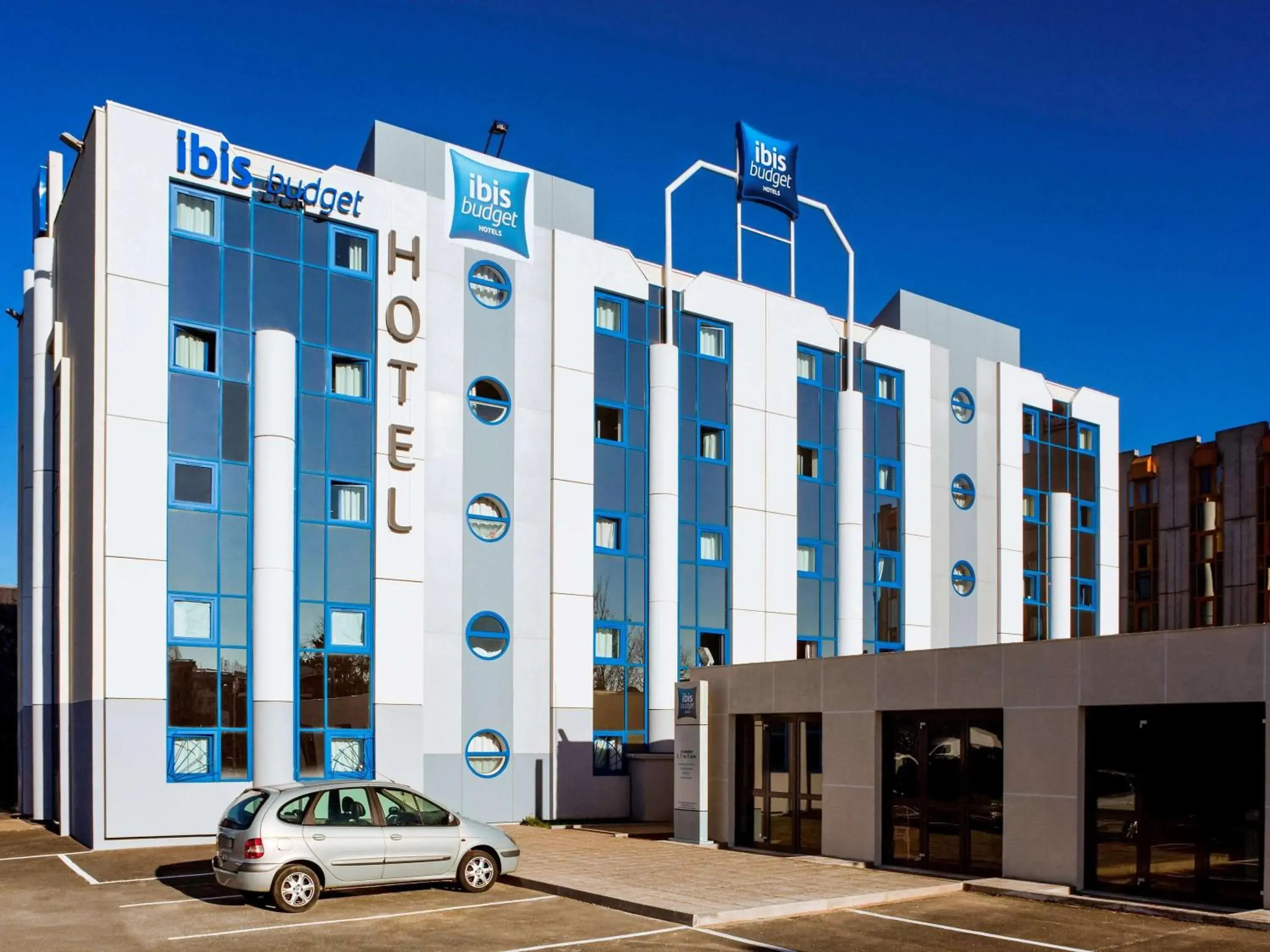 Property Building in ibis budget Grigny Centre