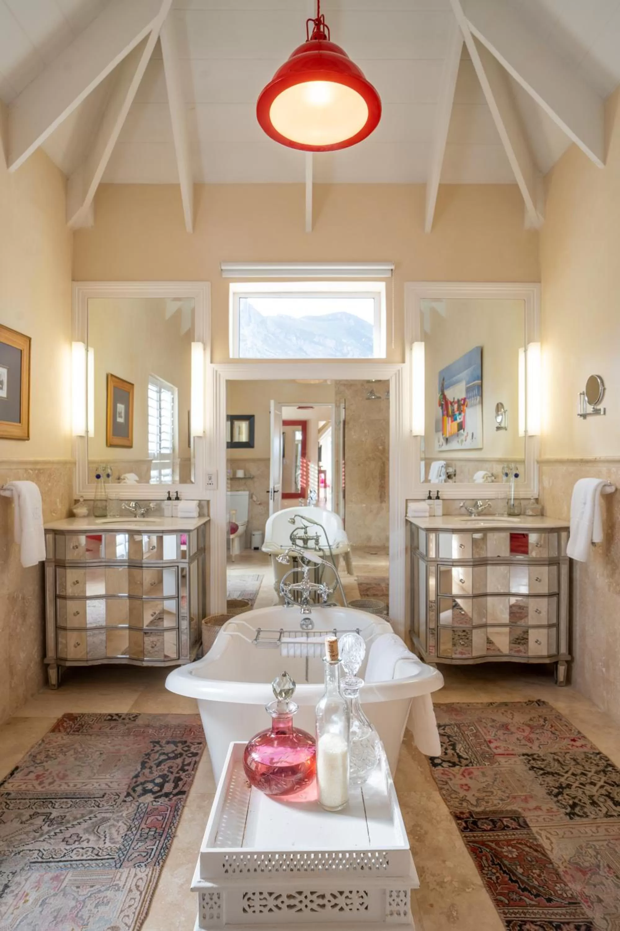 Bathroom, Bed in Birkenhead House
