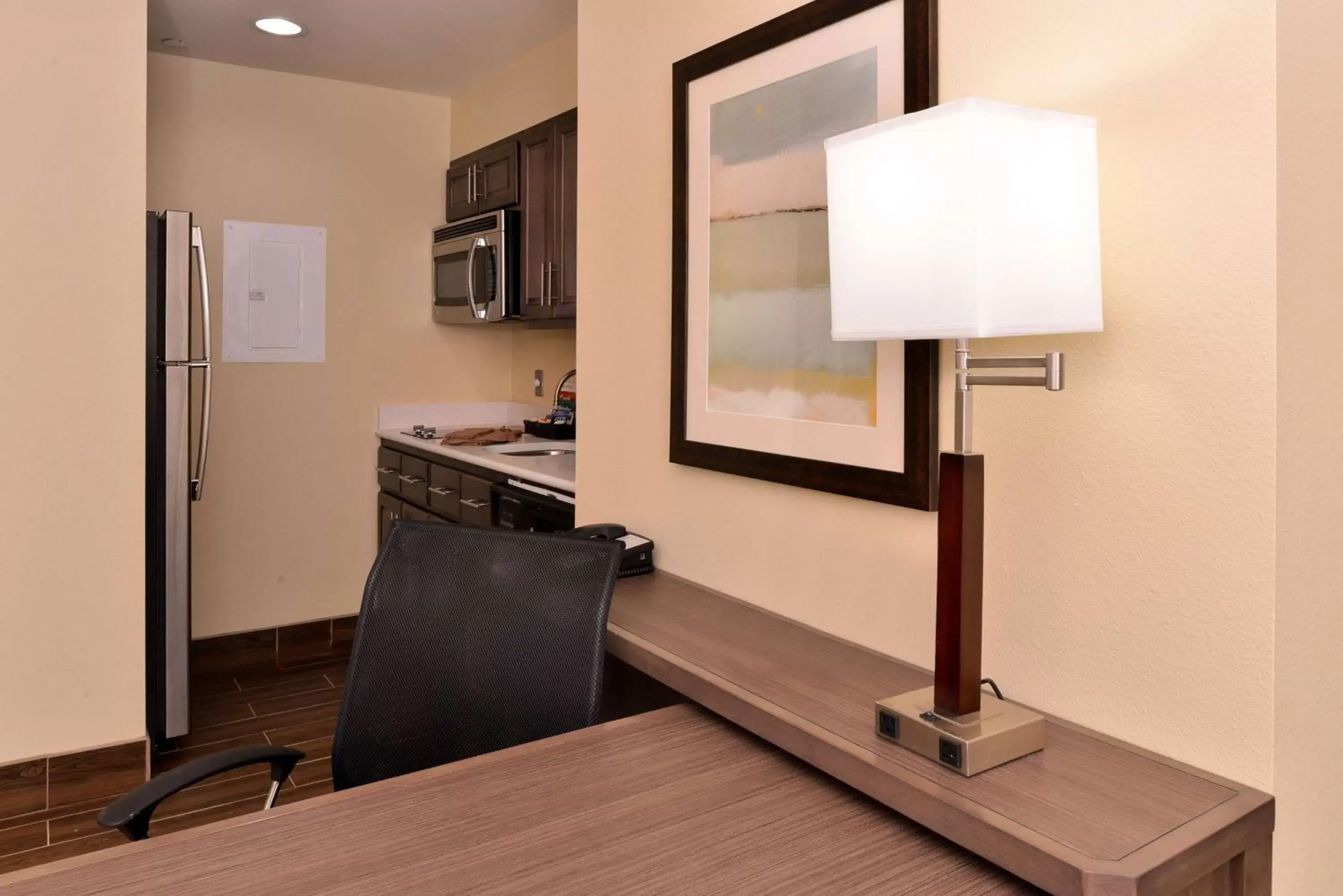 Kitchen or kitchenette, Kitchen/Kitchenette in Homewood Suites by Hilton Houma