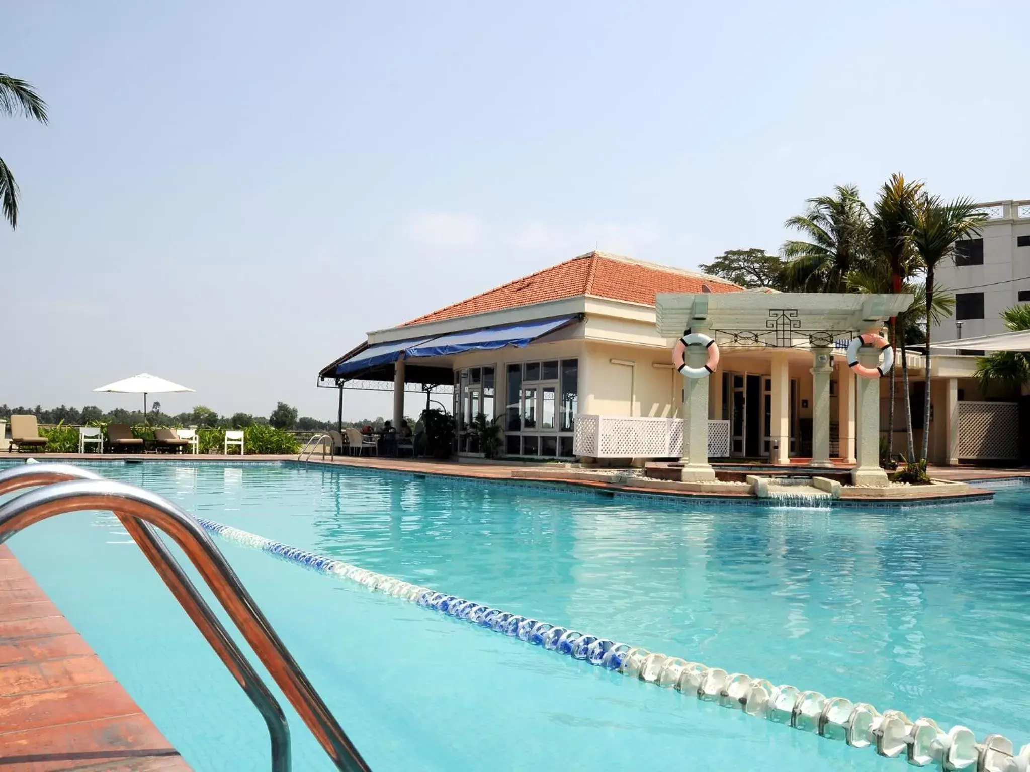 Swimming pool in Riverside Serviced Apartments Swimming pool in Riverside Serviced Apartments