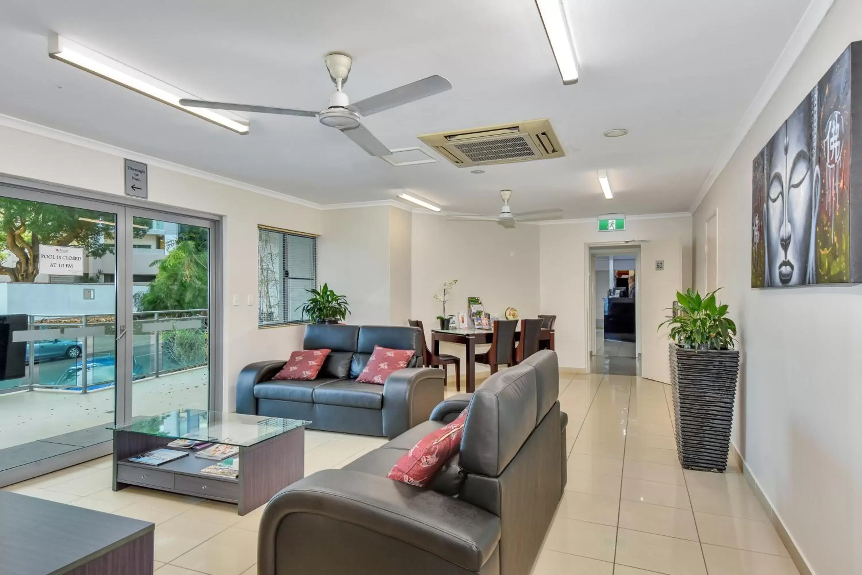 Lobby or reception, Seating Area in Argus Apartments Darwin