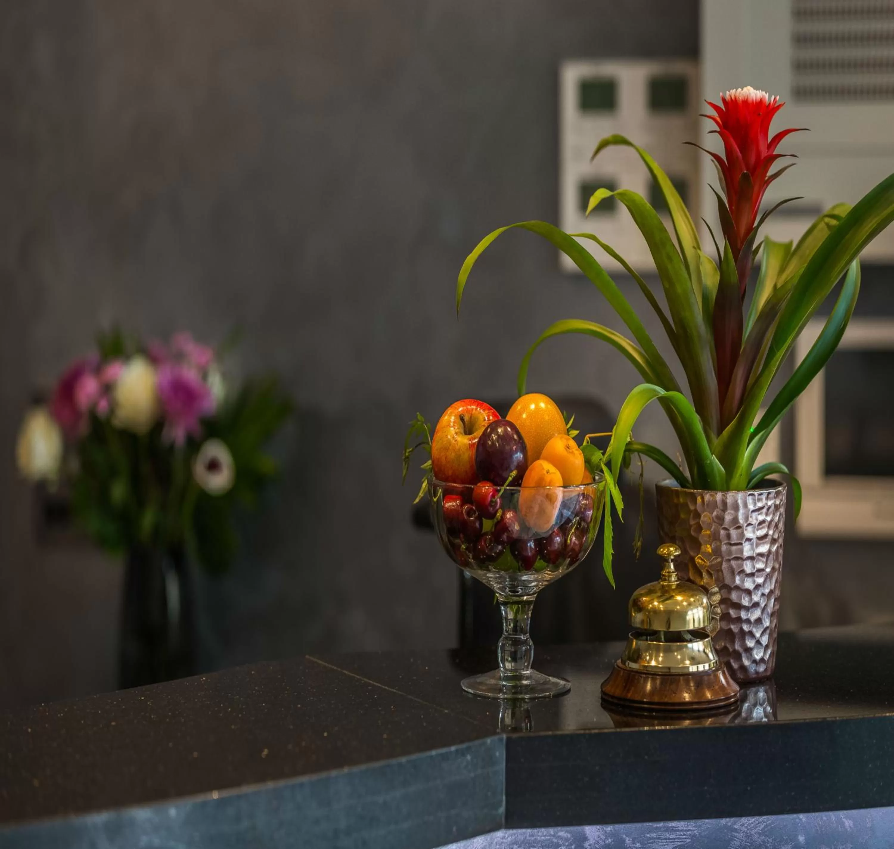 Food in The Lion & Key Hotel