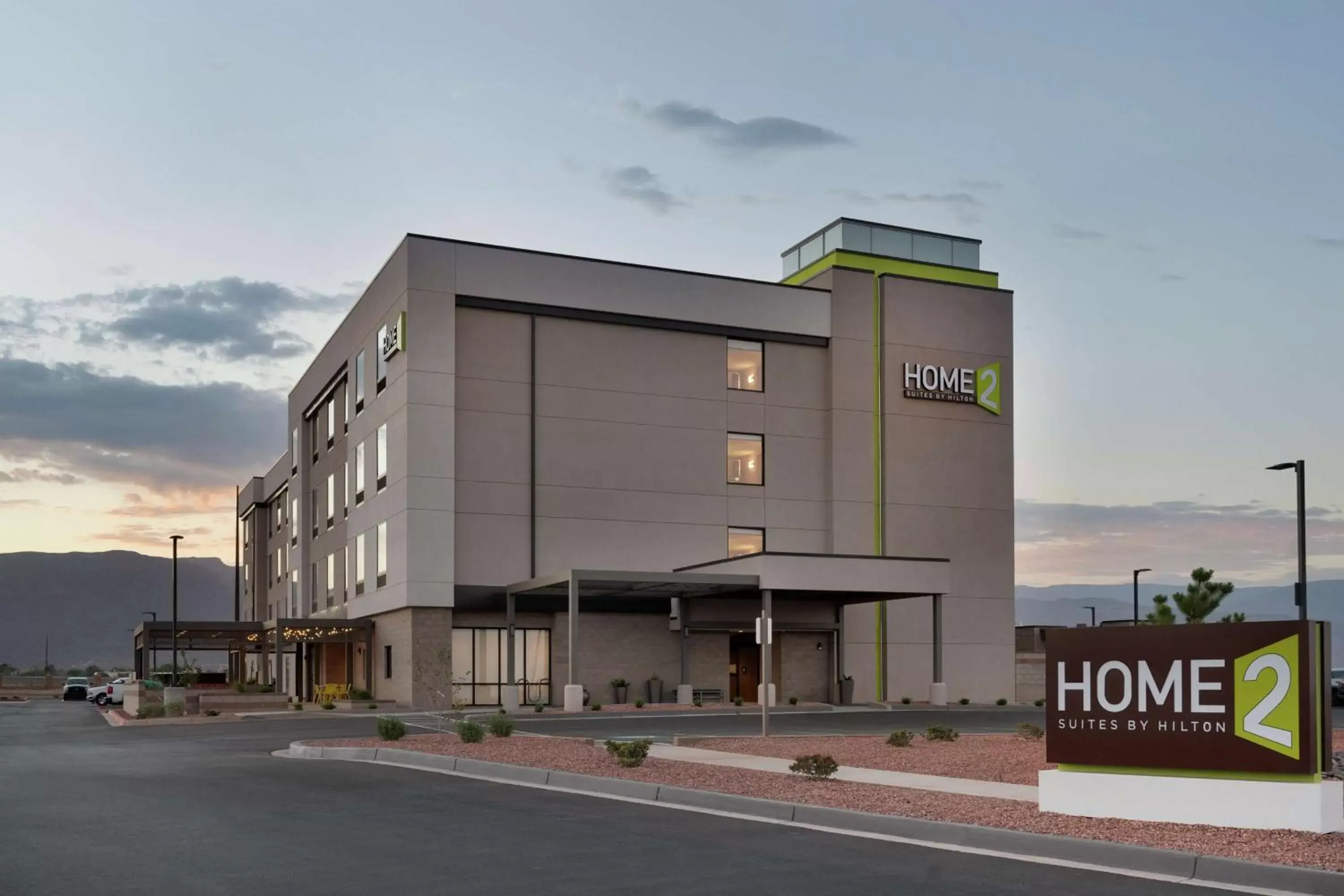 Property Building in Home2 Suites By Hilton Alamogordo White Sands