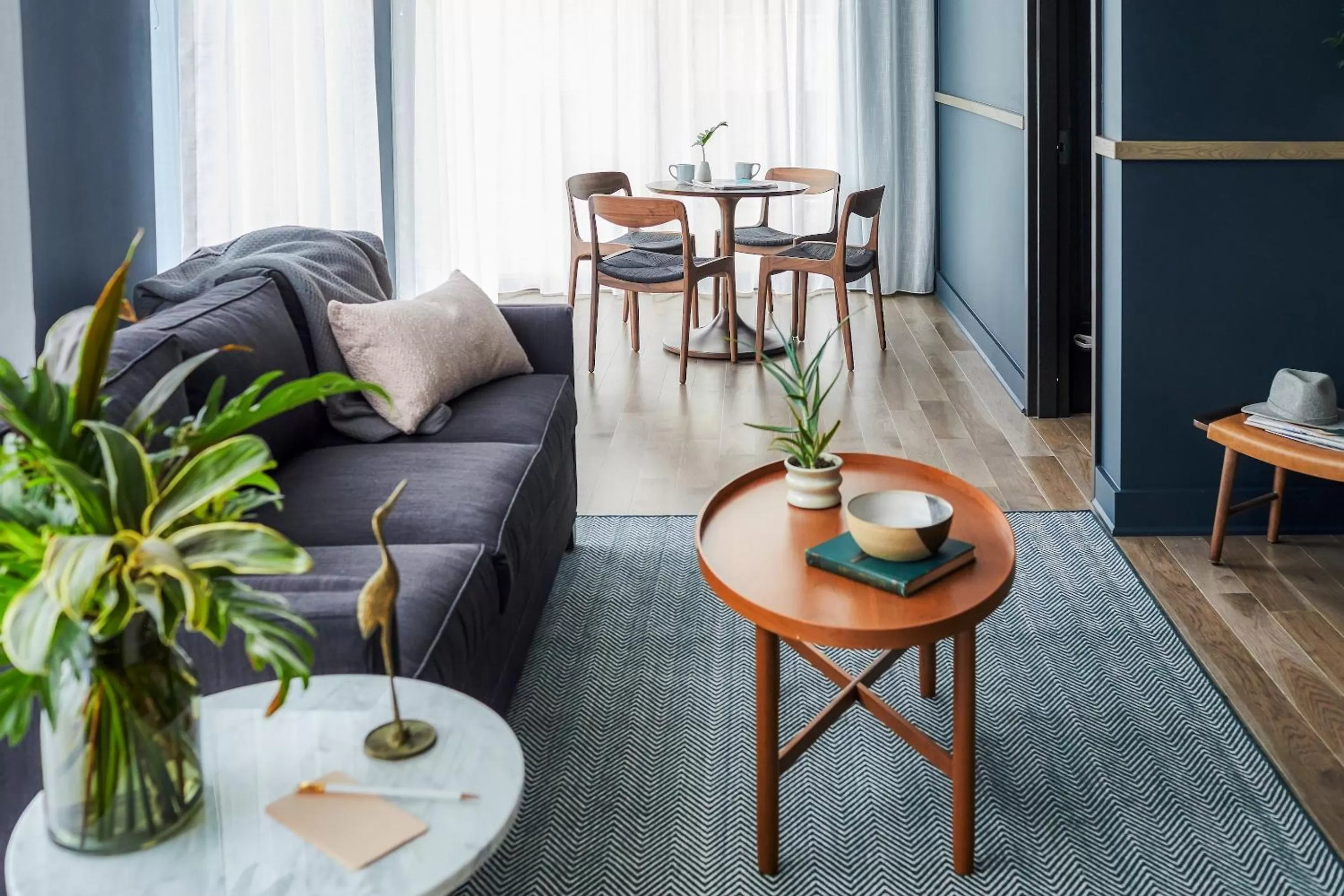 Photo of the whole room in Noelle