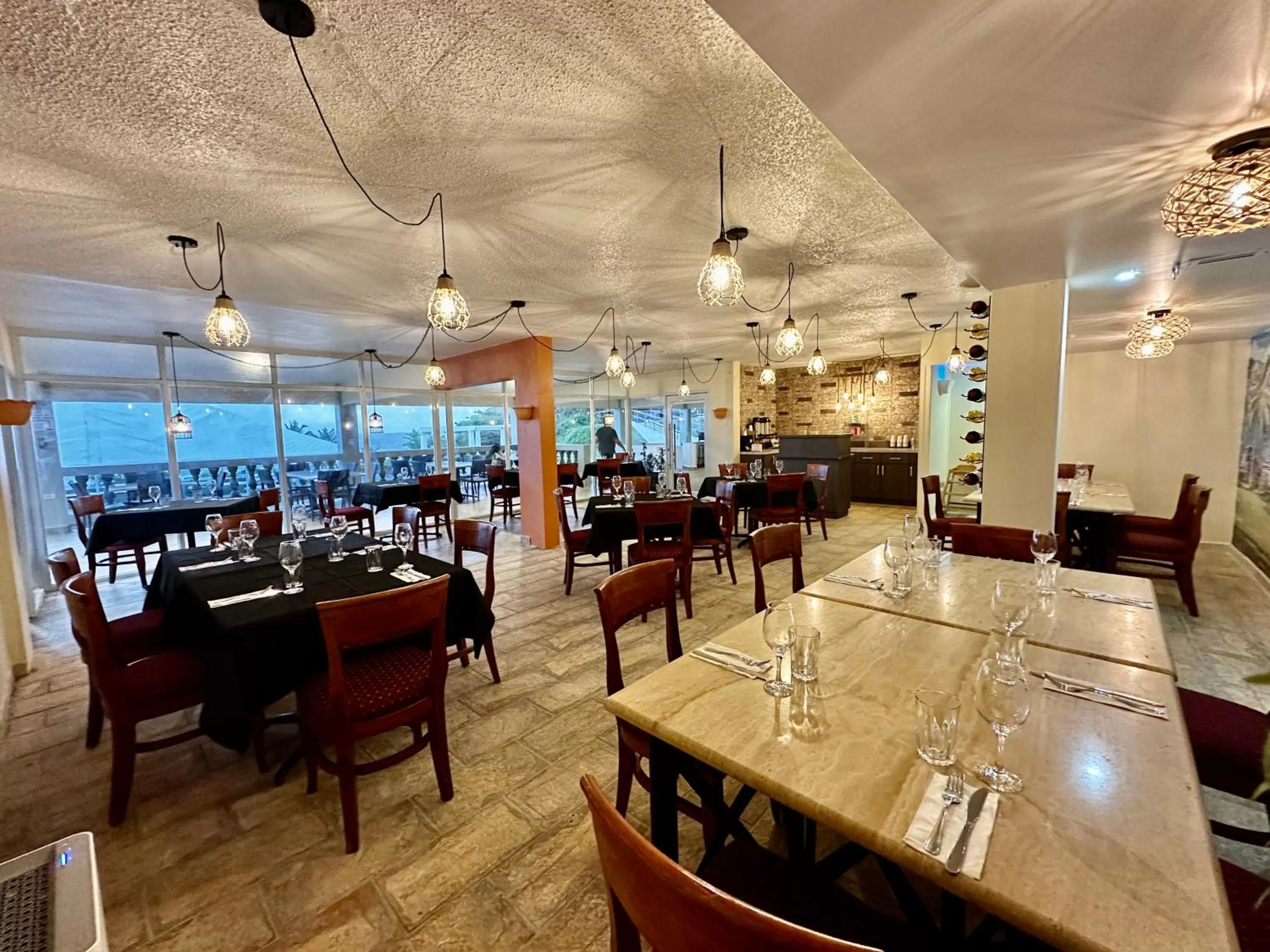 Restaurant/places to eat in Hotel El Guajataca