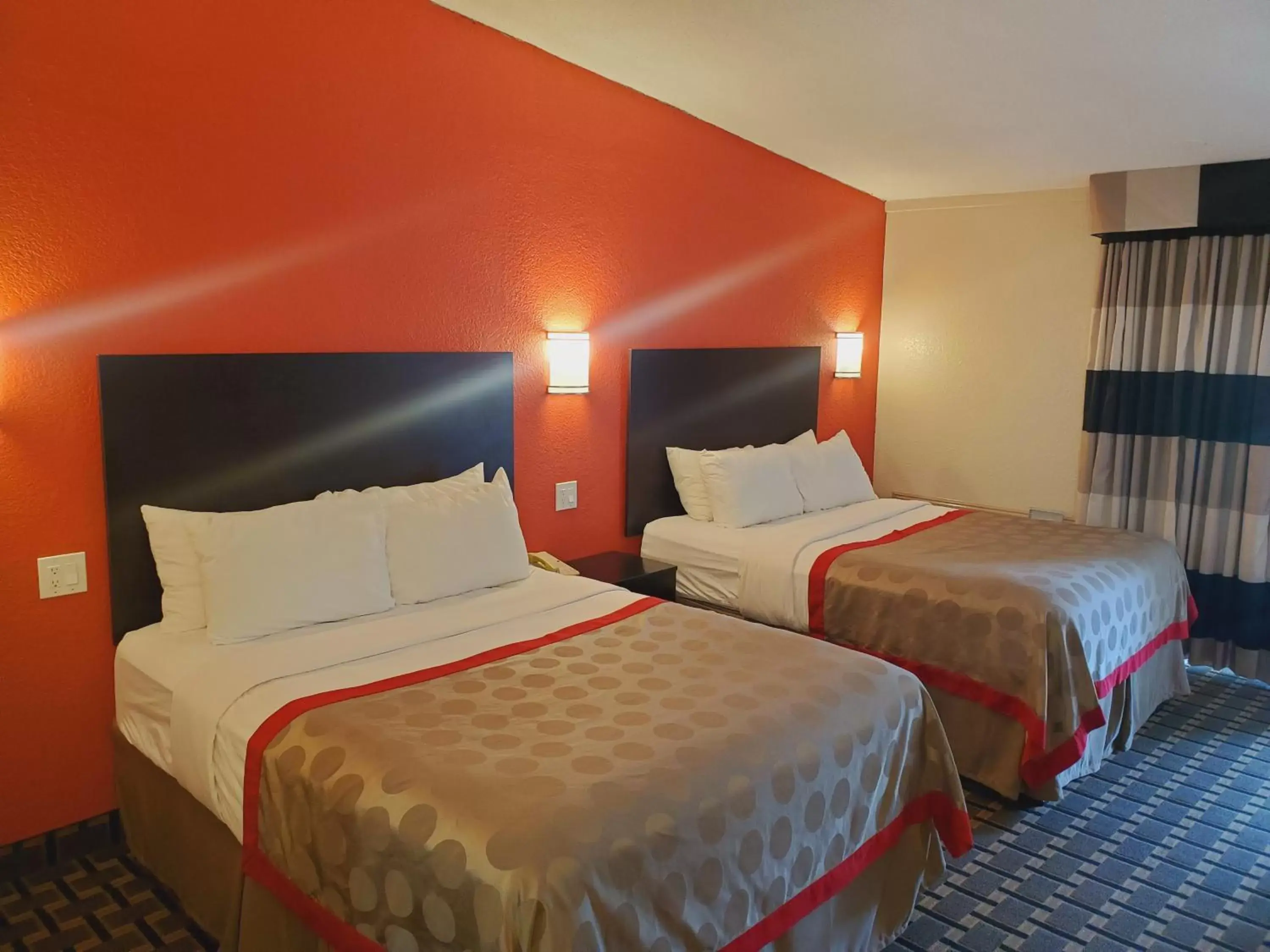 Bedroom, Bed in Ramada by Wyndham Grand Junction