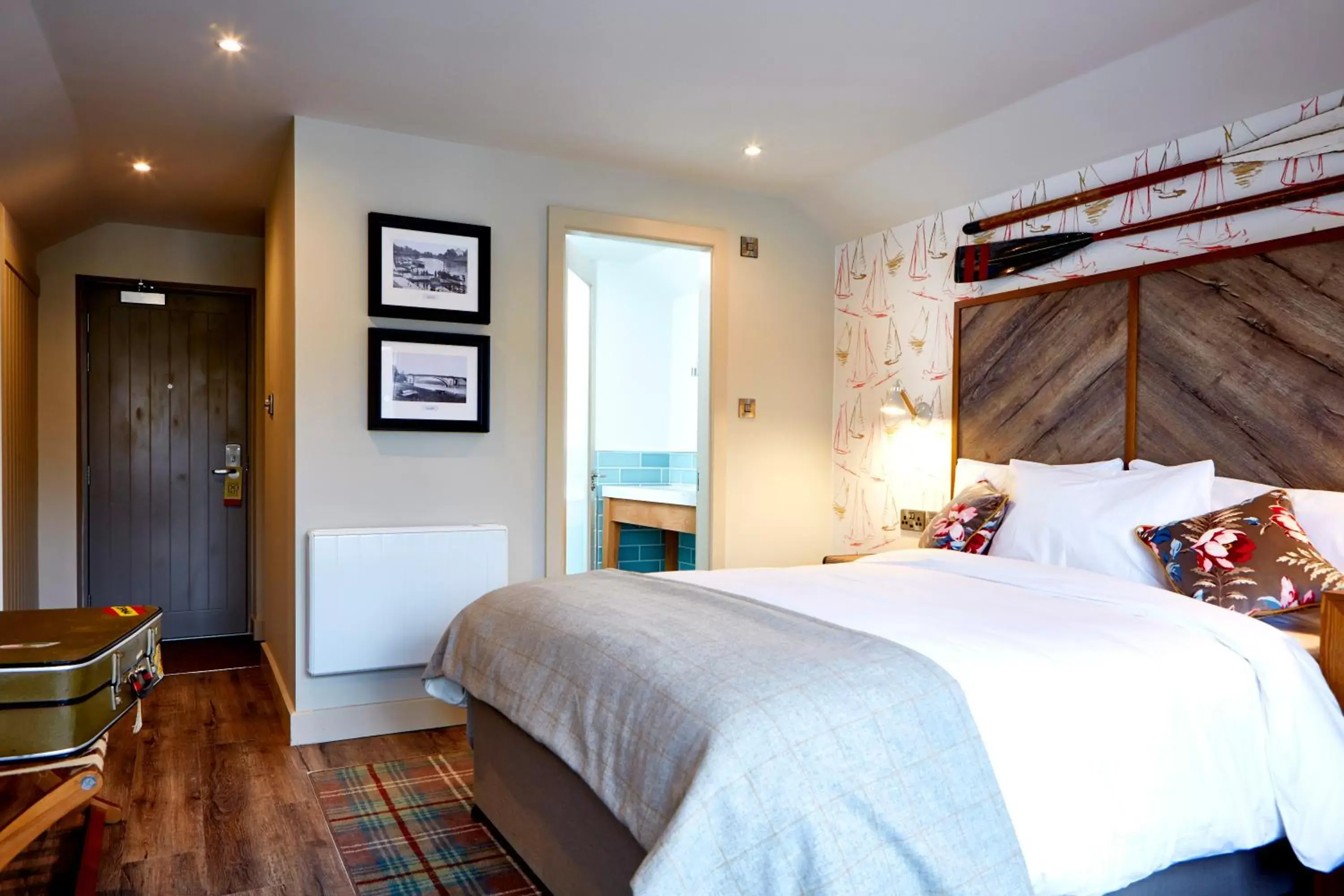 Bedroom, Bed in The Boathouse Inn & Riverside Rooms