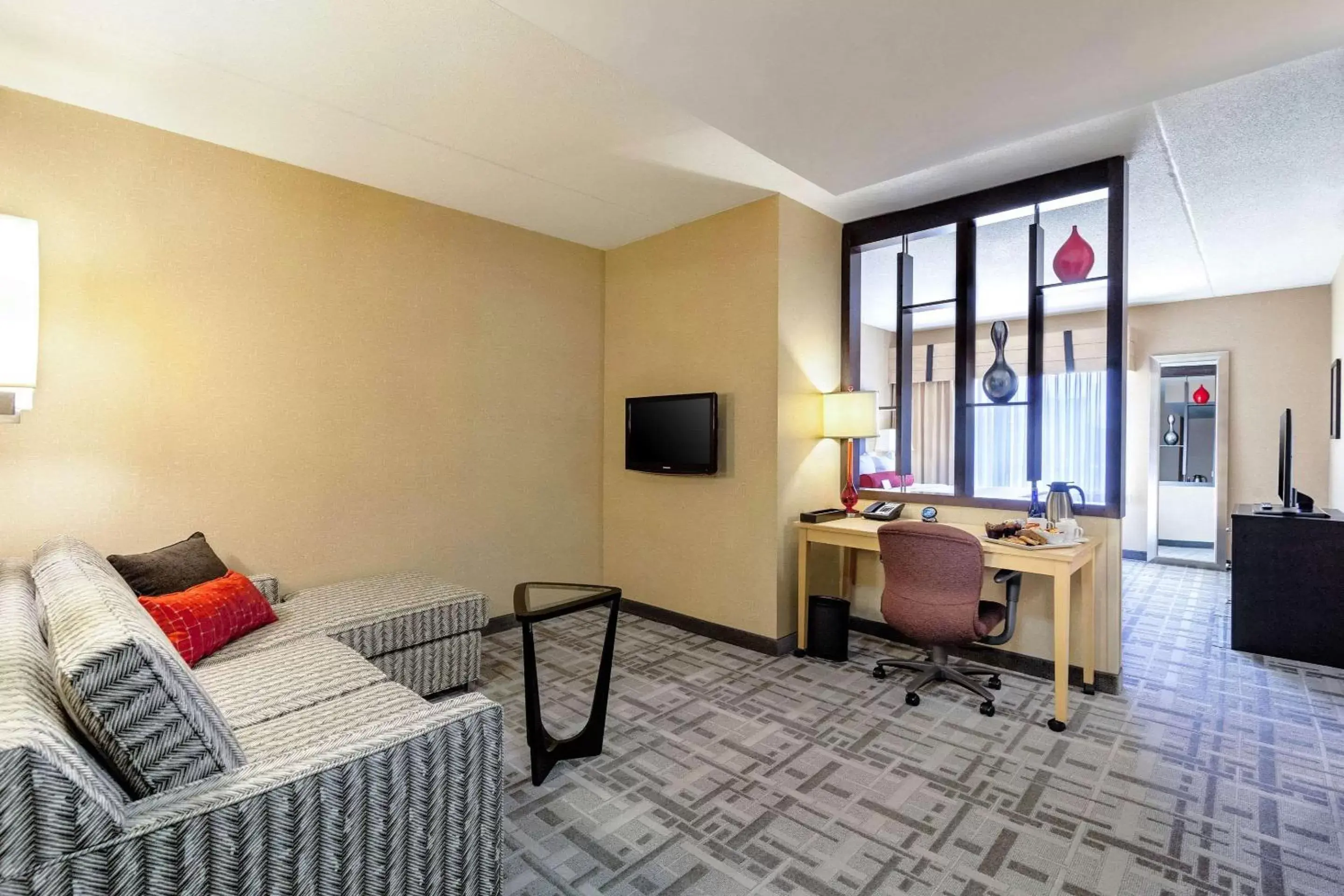 Photo of the whole room, Seating Area in Cambria Hotel Pittsburgh - Downtown